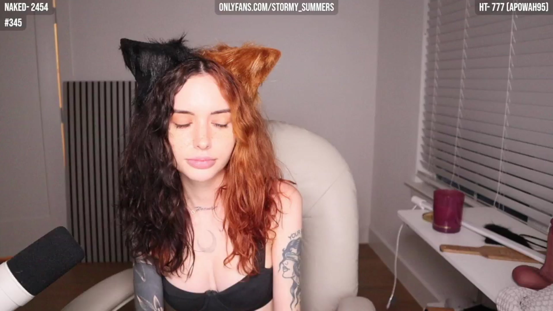 Gallery image thumbnail from Stormy's myfreecams stream on, 10/06/2025, 02:59 image 4 of 20