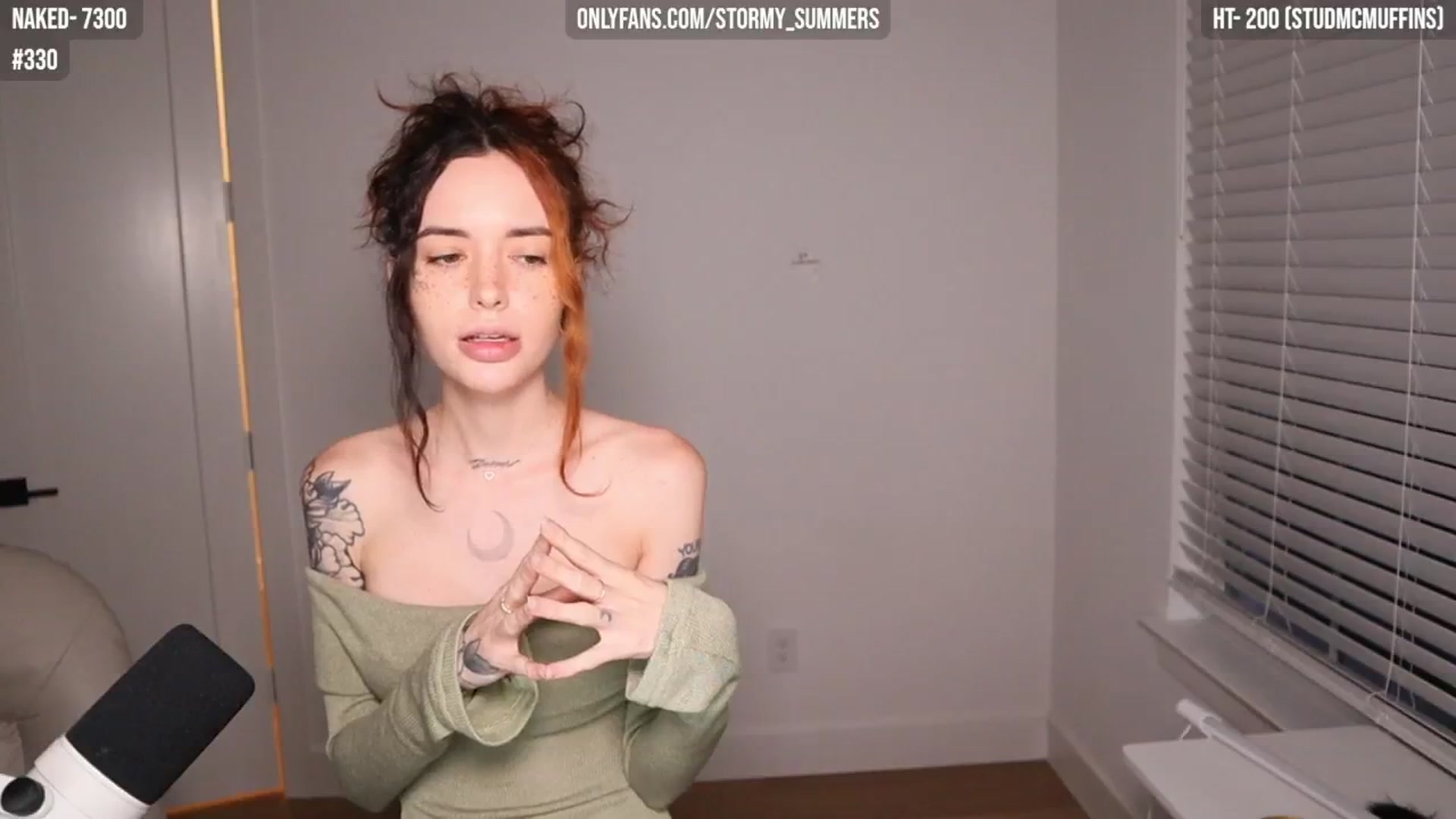 Gallery image thumbnail from Stormy's myfreecams stream on, 10/07/2025, 03:08 image 6 of 20