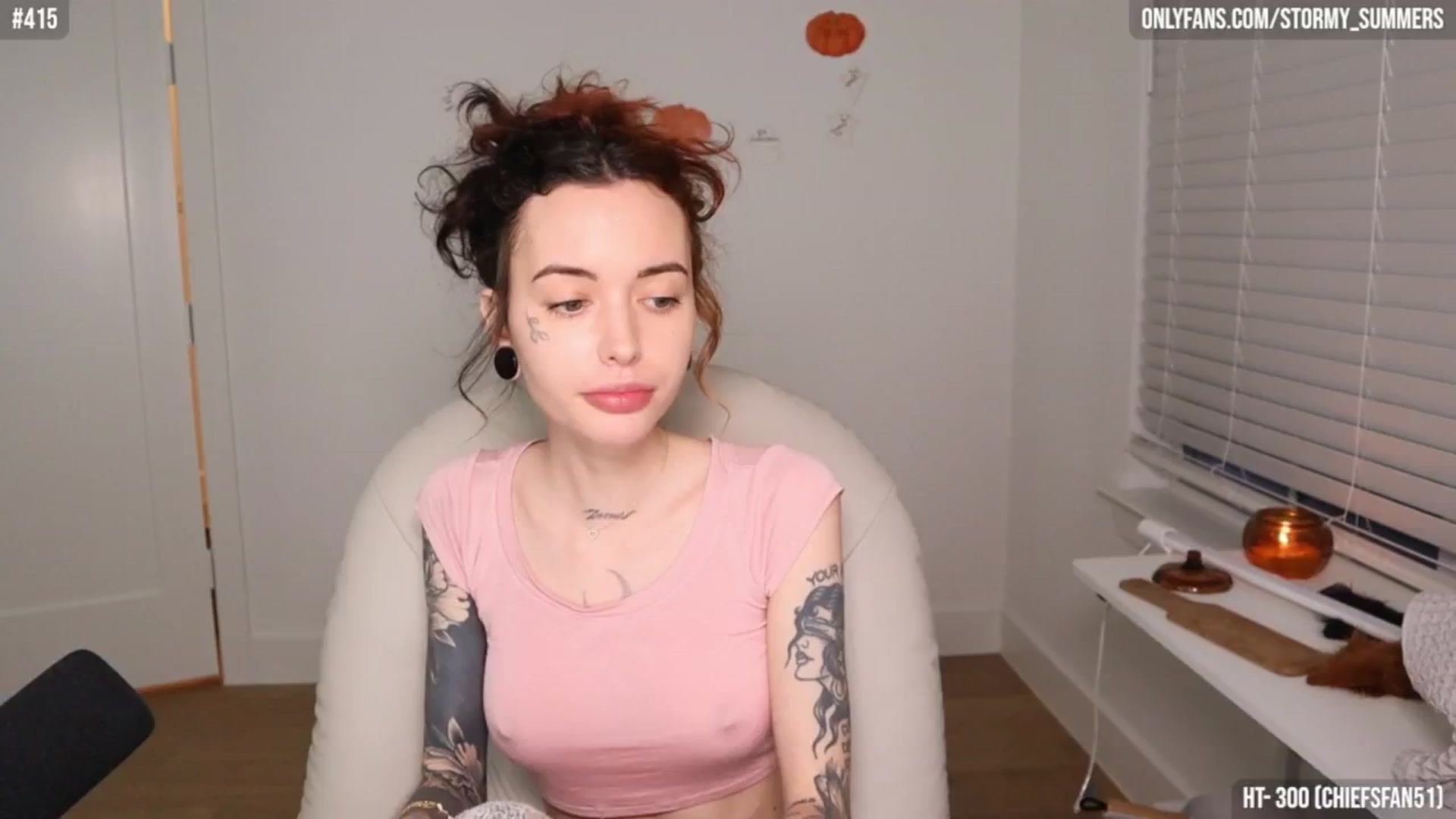 Gallery image thumbnail from Stormy's myfreecams stream on, 10/14/2025, 03:00 image 14 of 20