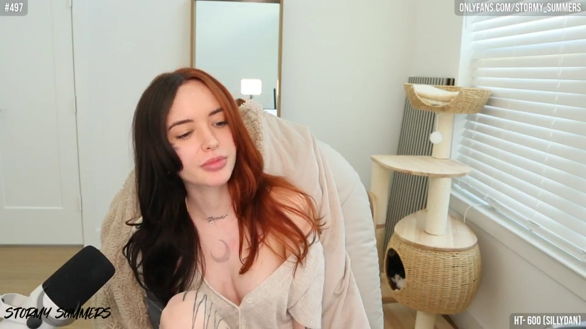 Gallery image thumbnail from Stormy's myfreecams stream on, 04/10/2026, 22:42 image 11 of 20