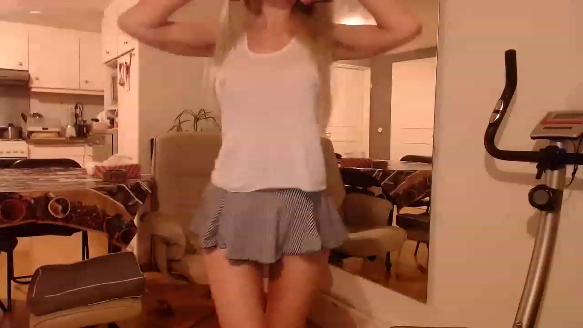 Gallery image thumbnail from StormyK's myfreecams stream on, 03/08/2023, 21:16 image 5 of 20
