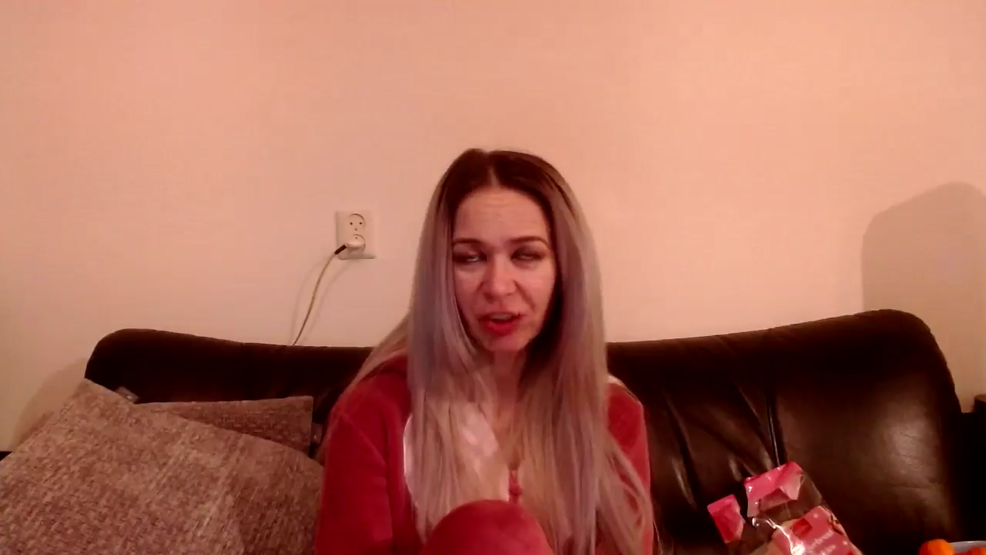 Gallery image thumbnail from StormyK's myfreecams stream on, 01/14/2025, 24:38 image 6 of 20