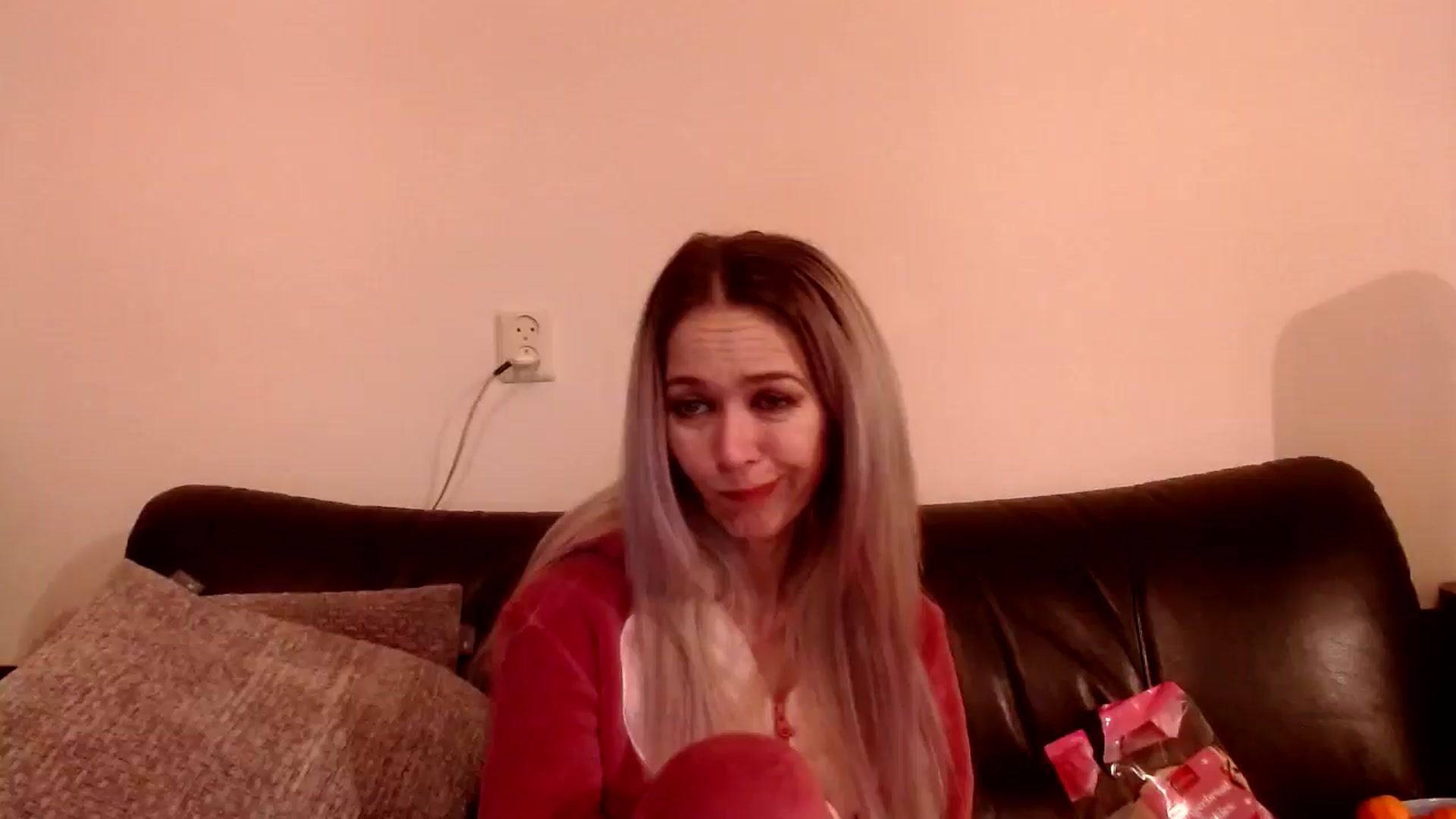 Gallery image thumbnail from StormyK's myfreecams stream on, 01/14/2025, 24:38 image 4 of 20