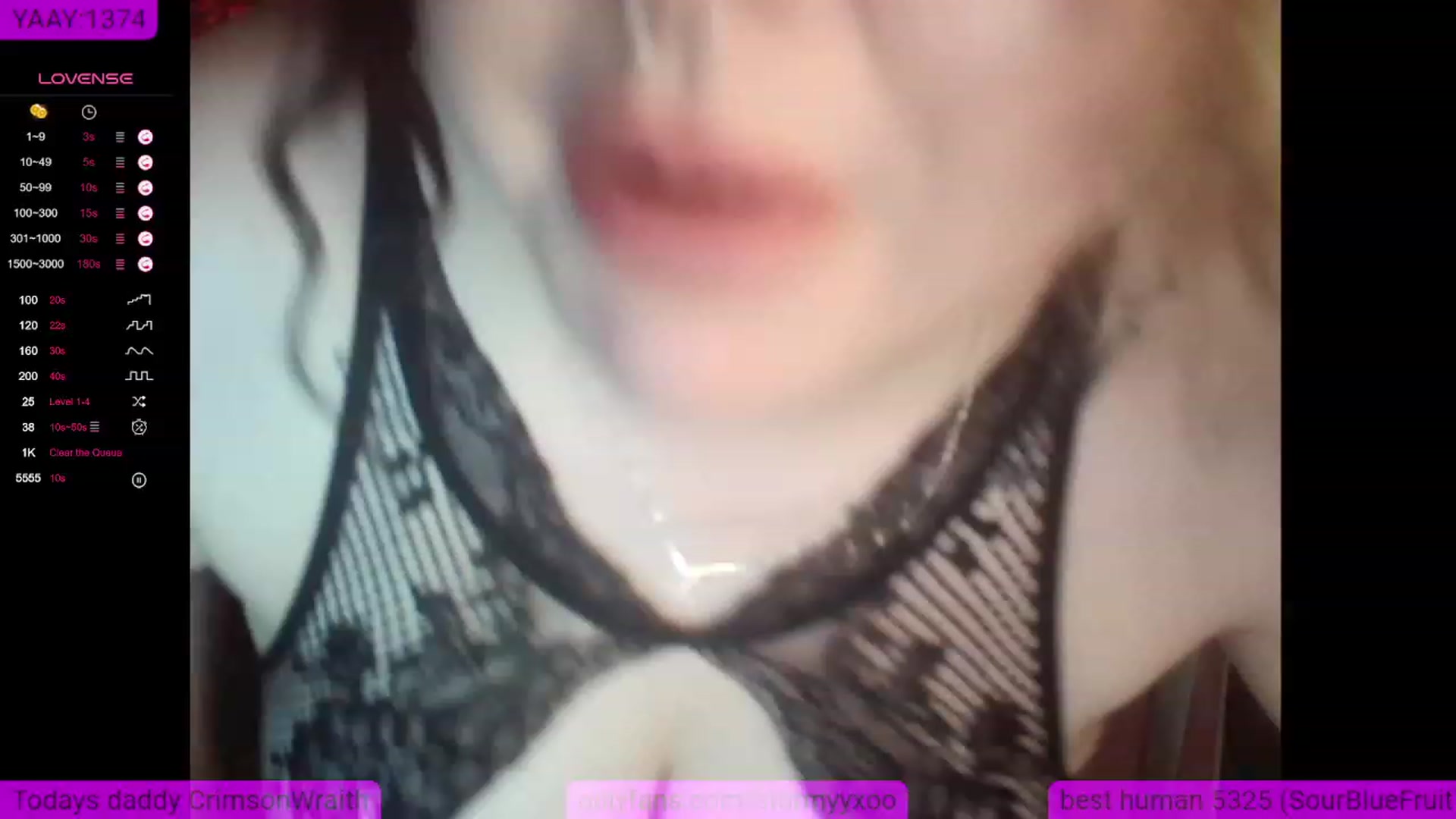 Gallery image thumbnail from Stormyxoo's myfreecams stream on, 09/27/2023, 01:23 image 10 of 20