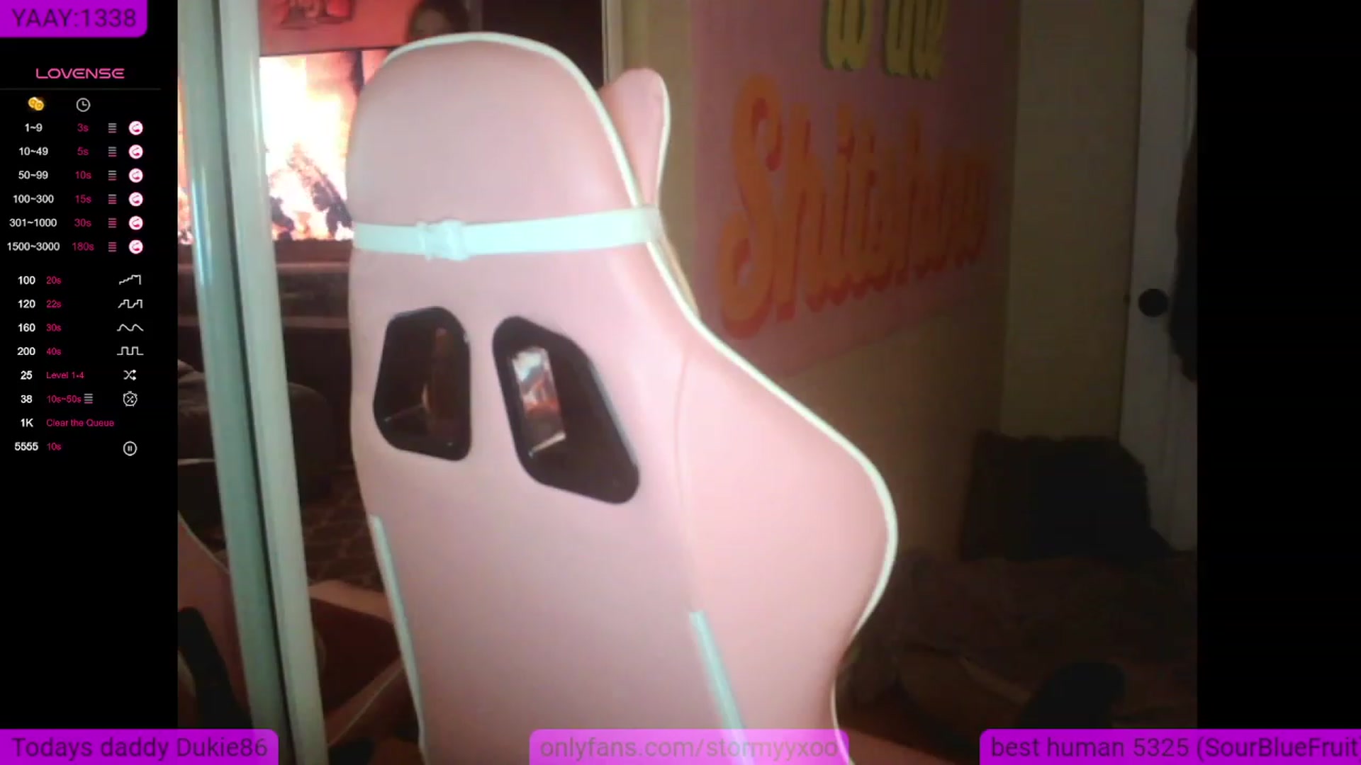 Gallery image thumbnail from Stormyxoo's myfreecams stream on, 09/27/2023, 01:23 image 20 of 20
