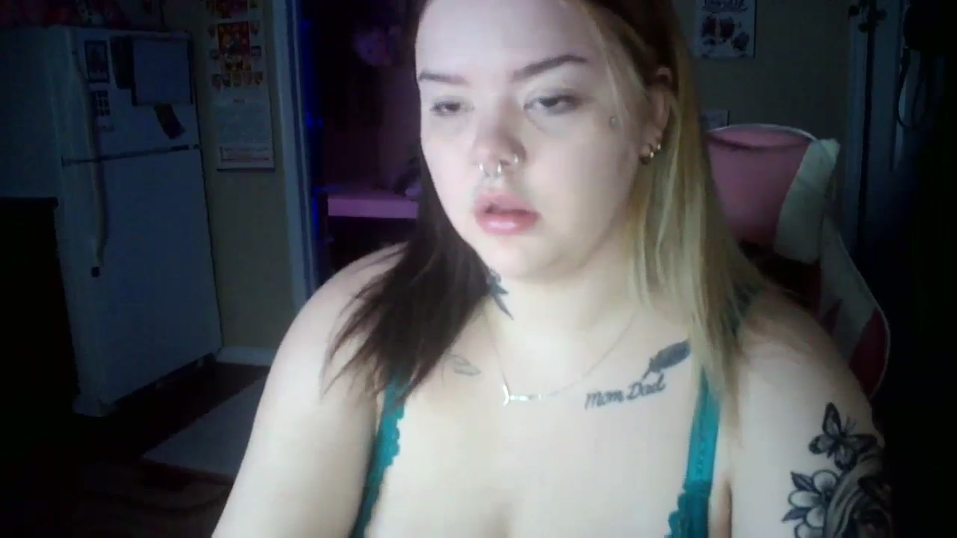 Gallery image thumbnail from Stormyxoo's myfreecams stream on, 11/02/2023, 01:52 image 14 of 20