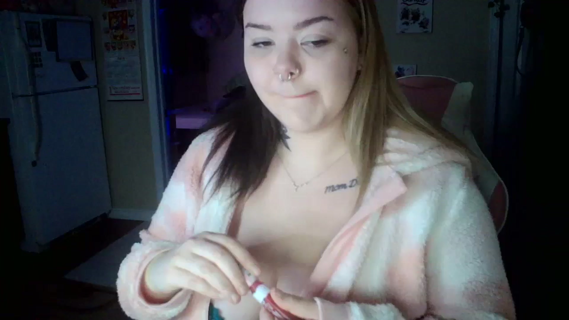 Gallery image thumbnail from Stormyxoo's myfreecams stream on, 11/02/2023, 01:52 image 1 of 20