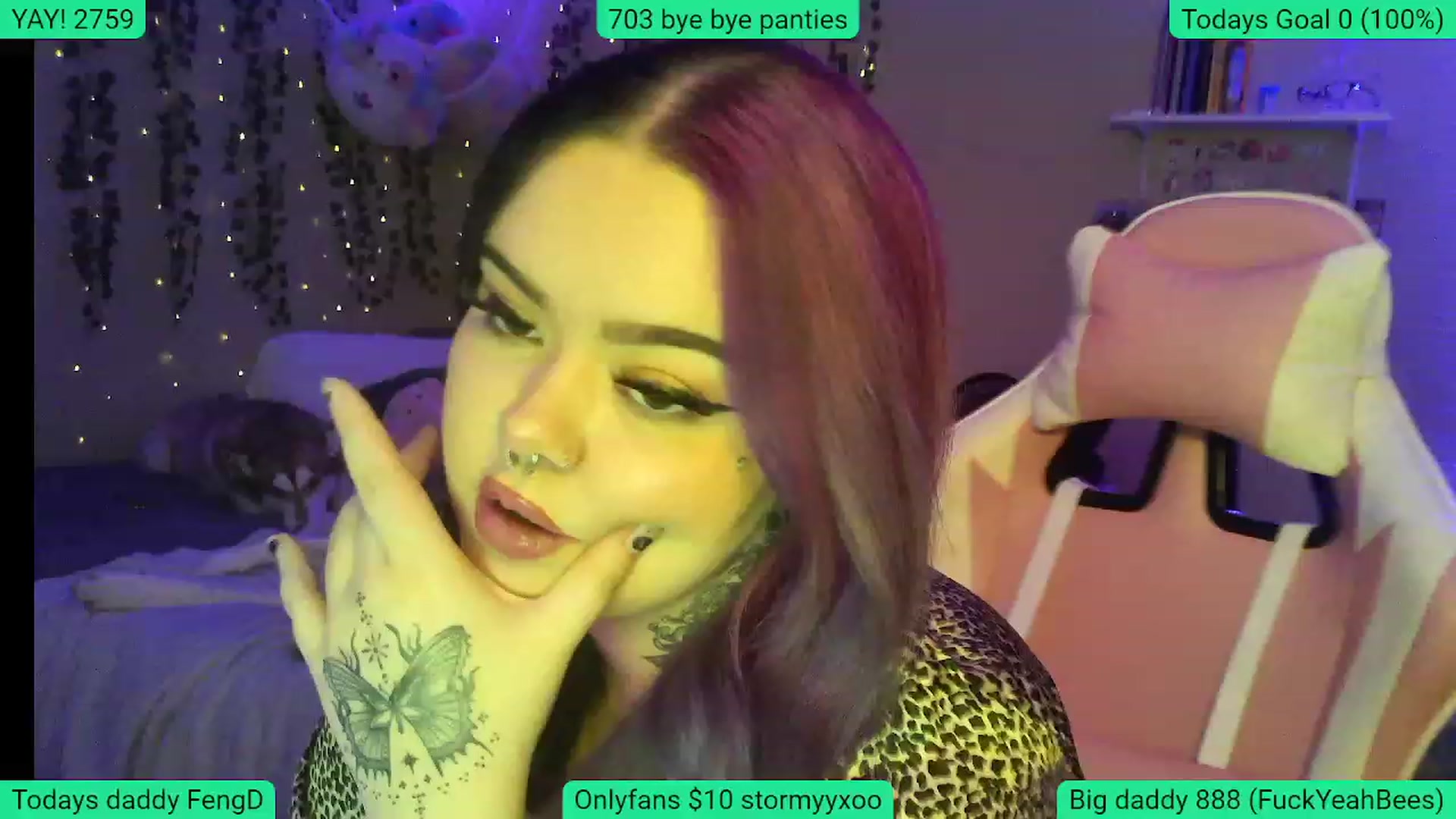 Gallery image thumbnail from Stormyxoo's myfreecams stream on, 01/14/2024, 02:58 image 18 of 20