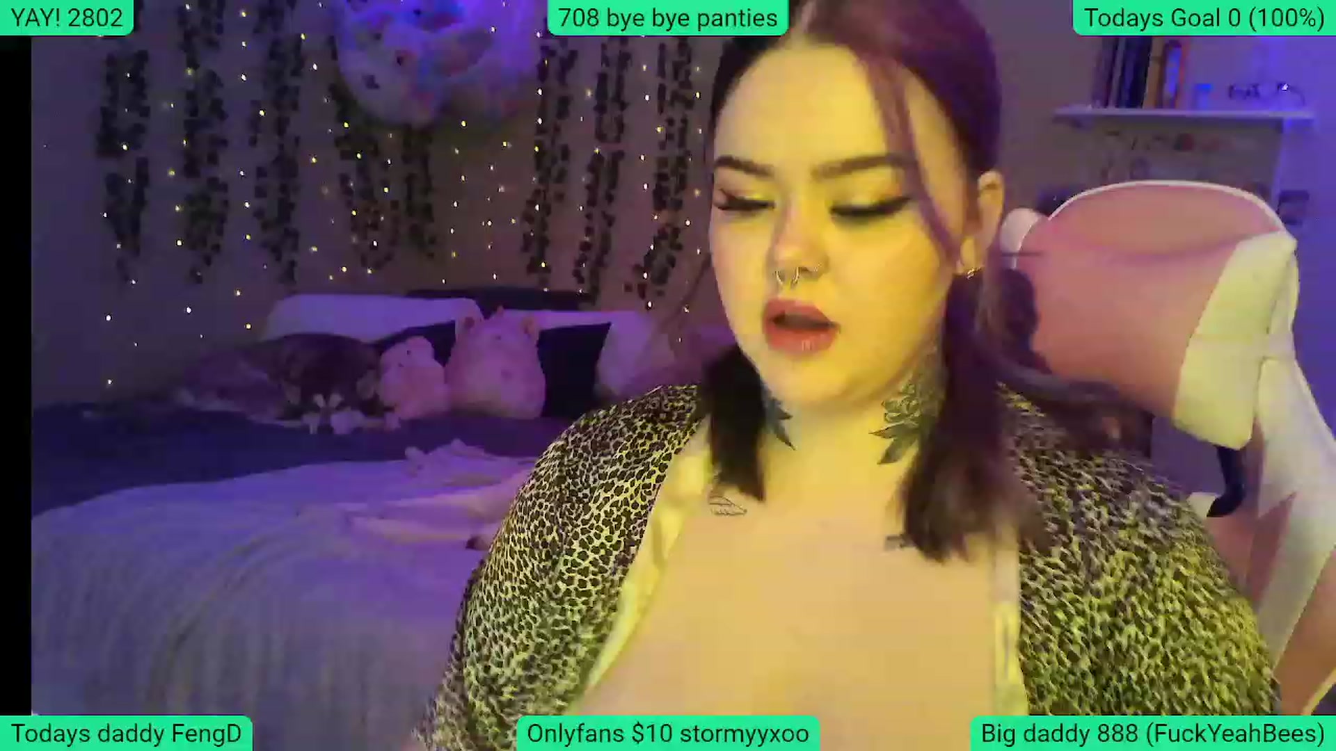Gallery image thumbnail from Stormyxoo's myfreecams stream on, 01/14/2024, 02:58 image 14 of 20