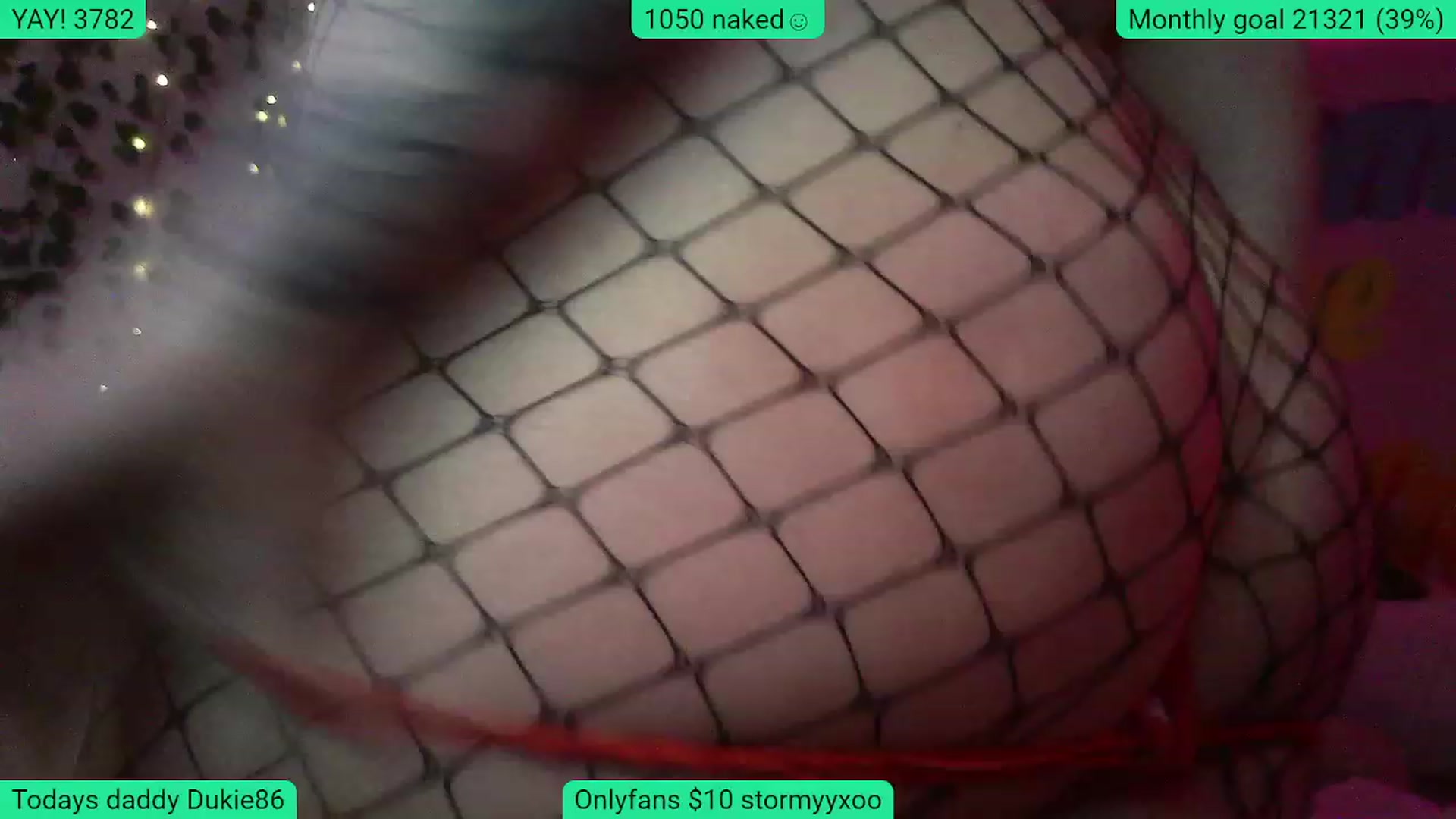 Gallery image thumbnail from Stormyxoo's myfreecams stream on, 03/09/2024, 02:13 image 15 of 20