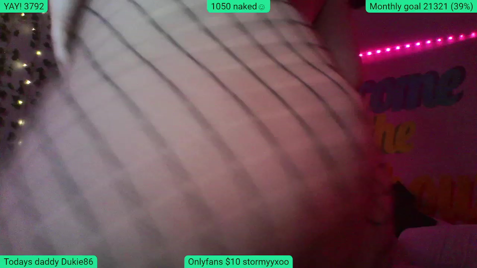 Gallery image thumbnail from Stormyxoo's myfreecams stream on, 03/09/2024, 02:13 image 14 of 20