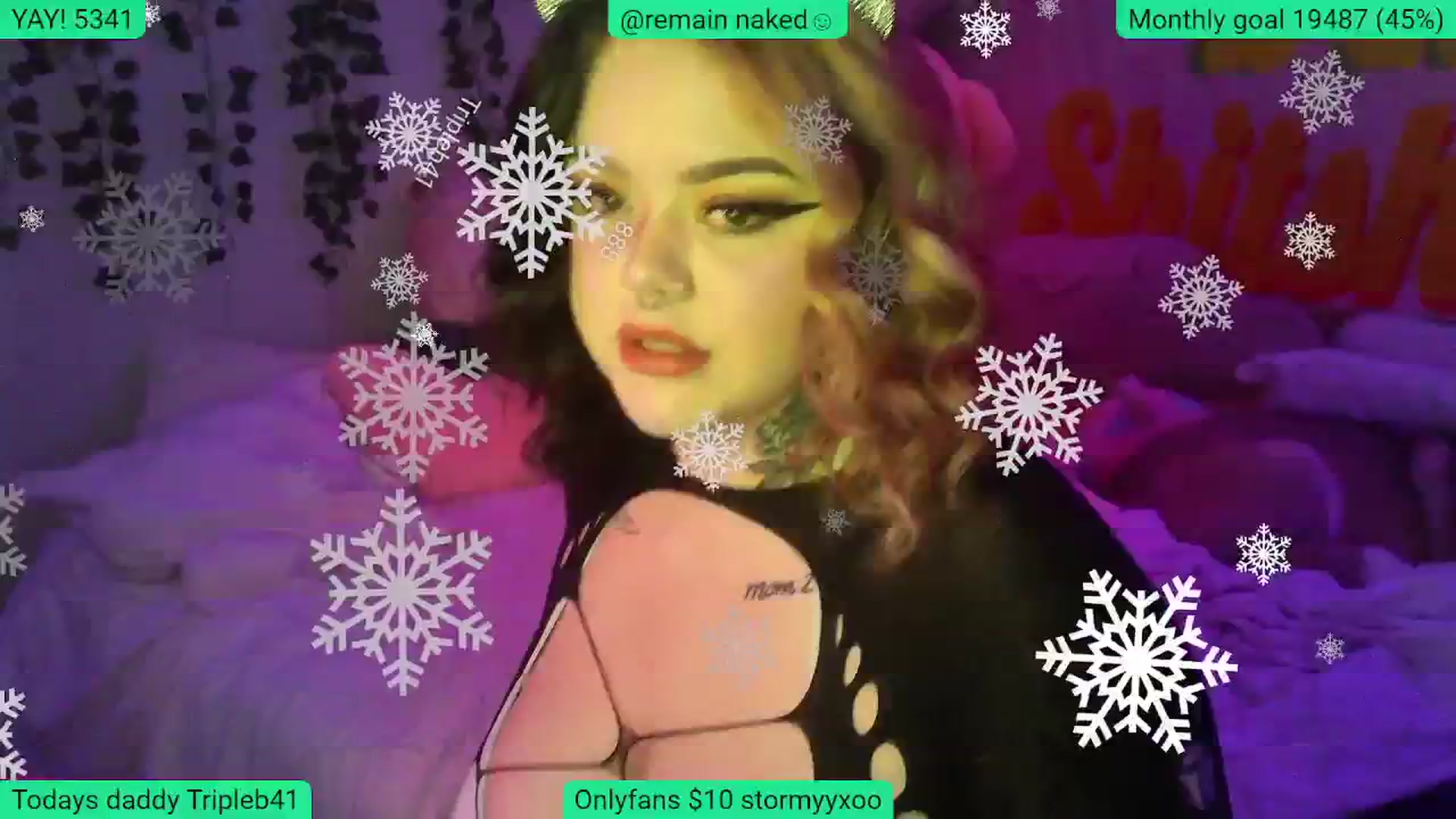 Gallery image thumbnail from Stormyxoo's myfreecams stream on, 03/15/2024, 24:04 image 10 of 20