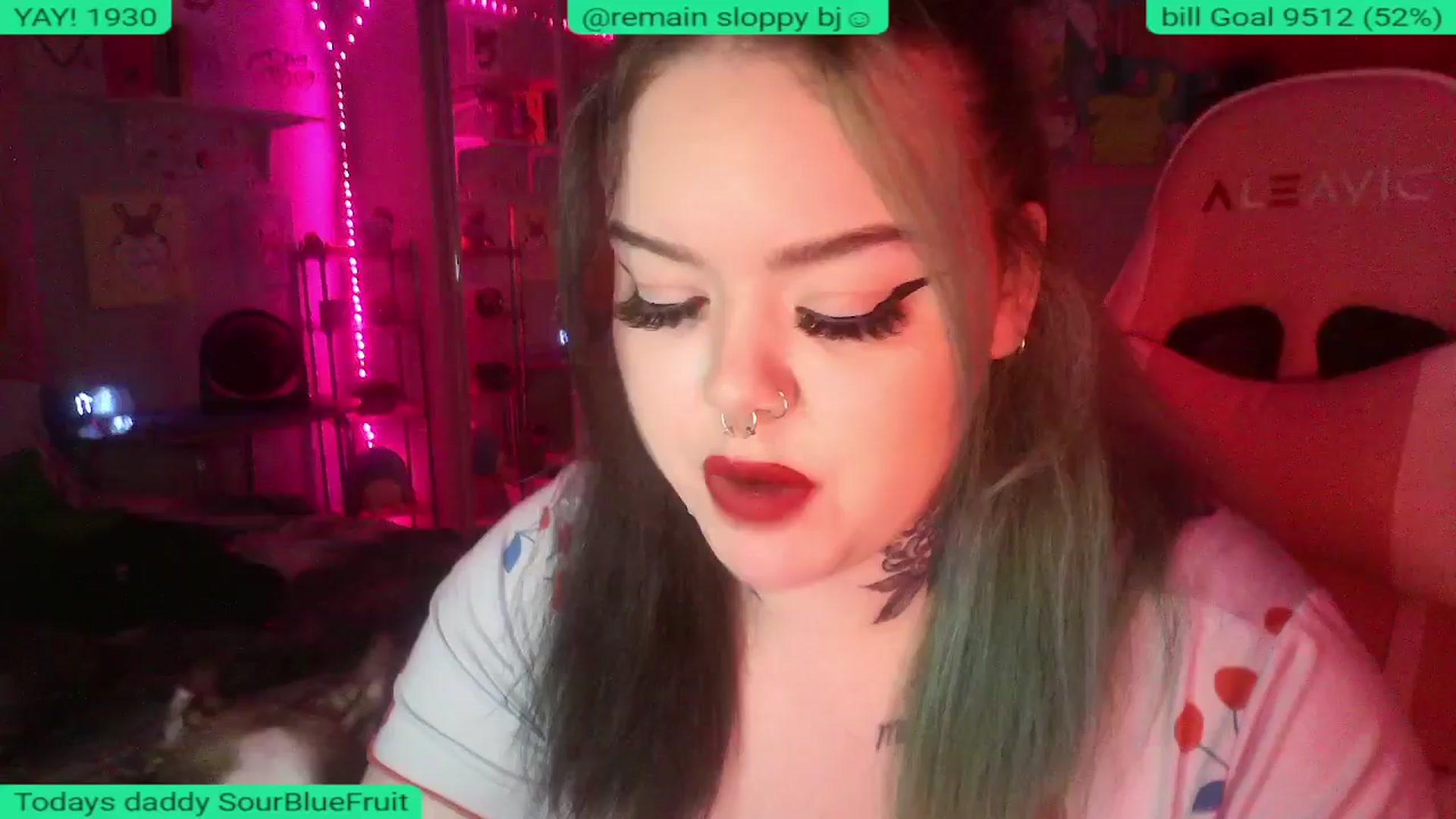 Gallery image thumbnail from Stormyxoo's myfreecams stream on, 04/12/2024, 03:41 image 19 of 20
