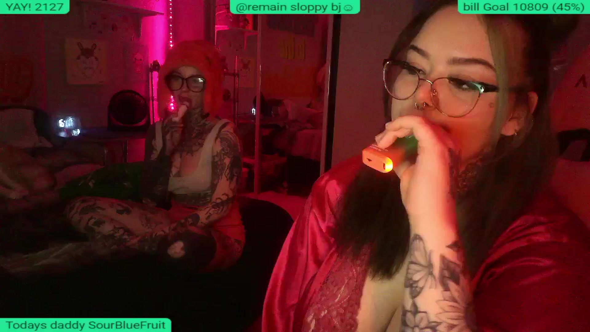 Gallery image thumbnail from Stormyxoo's myfreecams stream on, 04/12/2024, 03:41 image 8 of 20