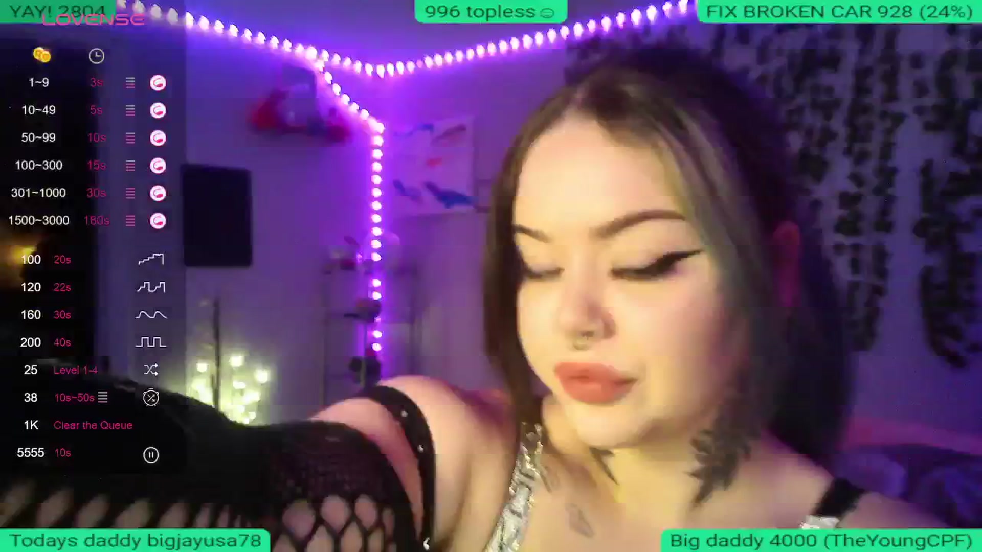 Gallery image thumbnail from Stormyxoo's myfreecams stream on, 05/24/2024, 02:13 image 1 of 20