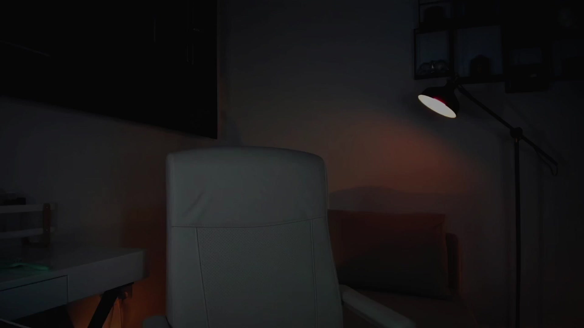 Gallery image thumbnail from Str8toheaven's myfreecams stream on, 10/17/2024, 02:00 image 9 of 20