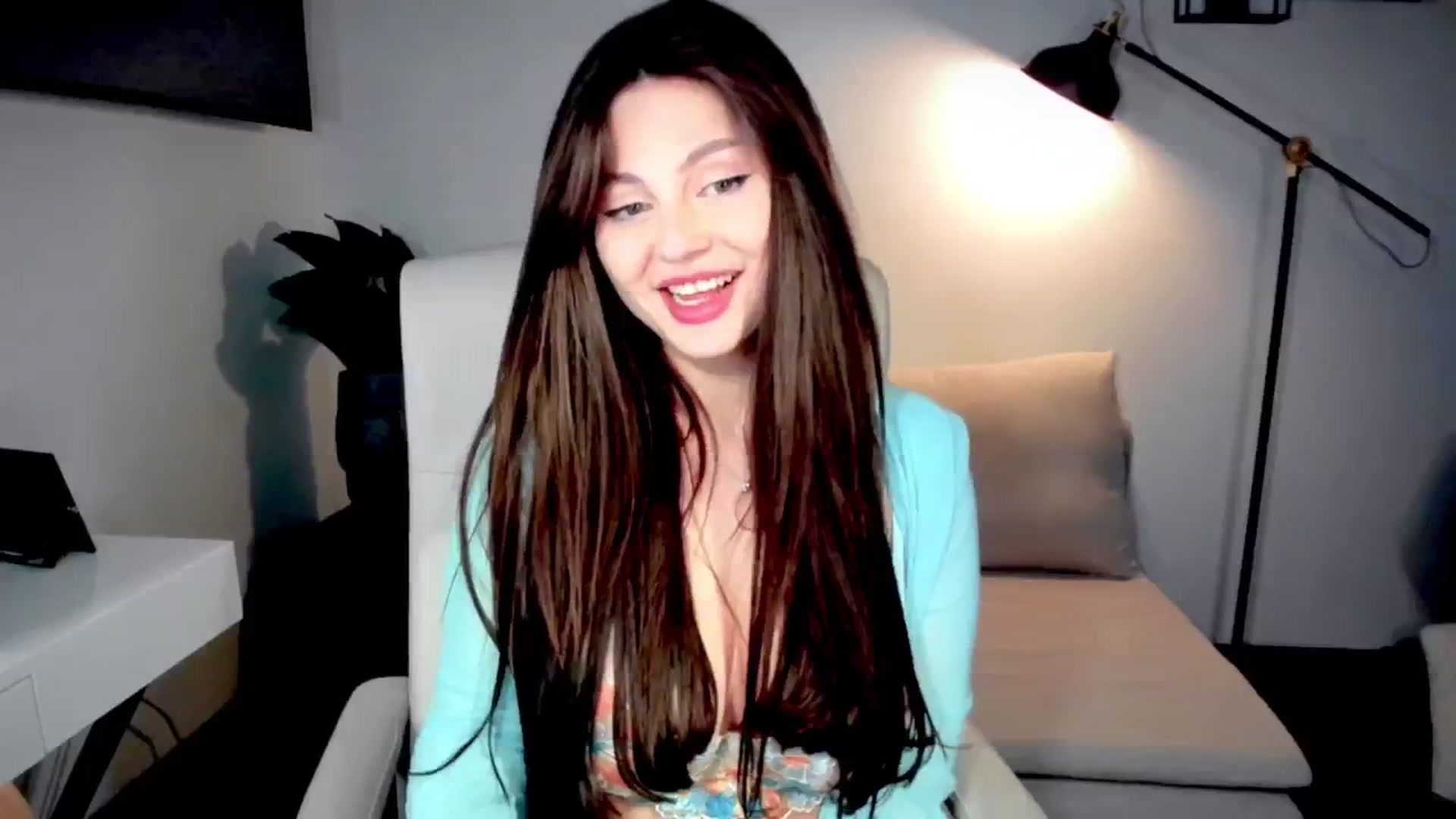 Gallery image thumbnail from Str8toheaven's myfreecams stream on, 04/16/2025, 23:37 image 7 of 20