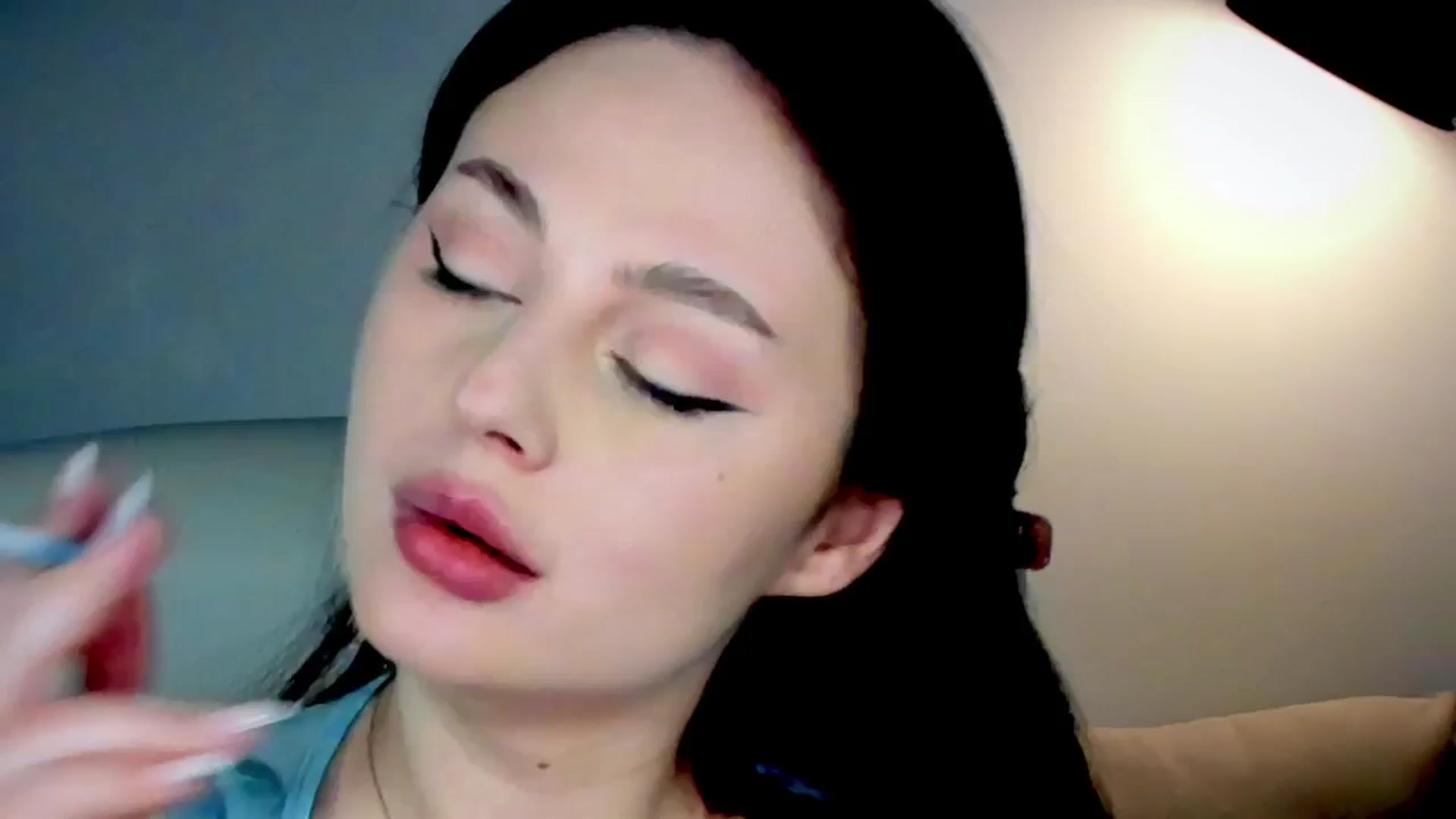 Gallery image thumbnail from Str8toheaven's myfreecams stream on, 04/16/2025, 23:37 image 4 of 20
