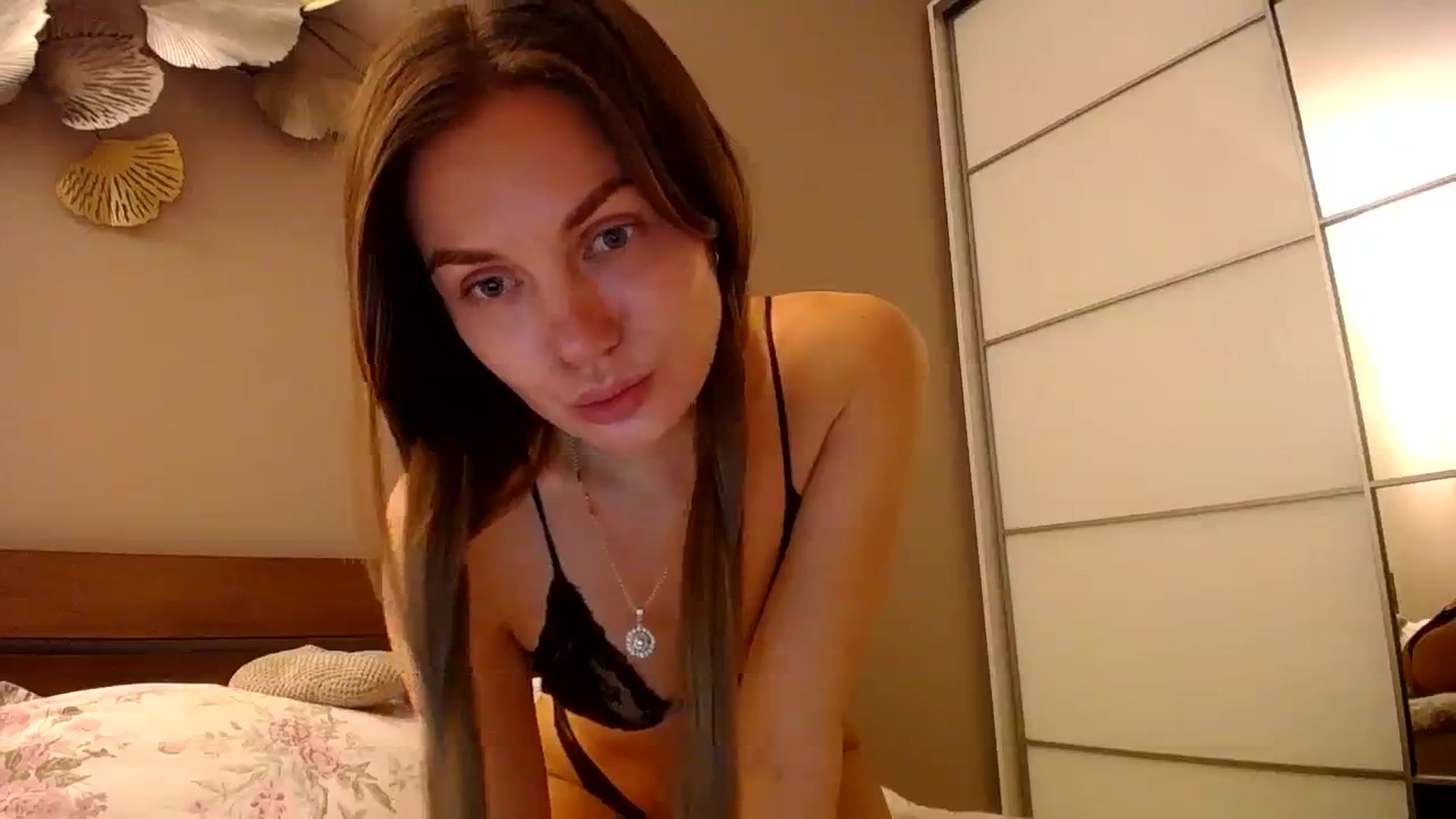 Gallery image thumbnail from StrangerG's myfreecams stream on, 12/27/2023, 22:01 image 3 of 20