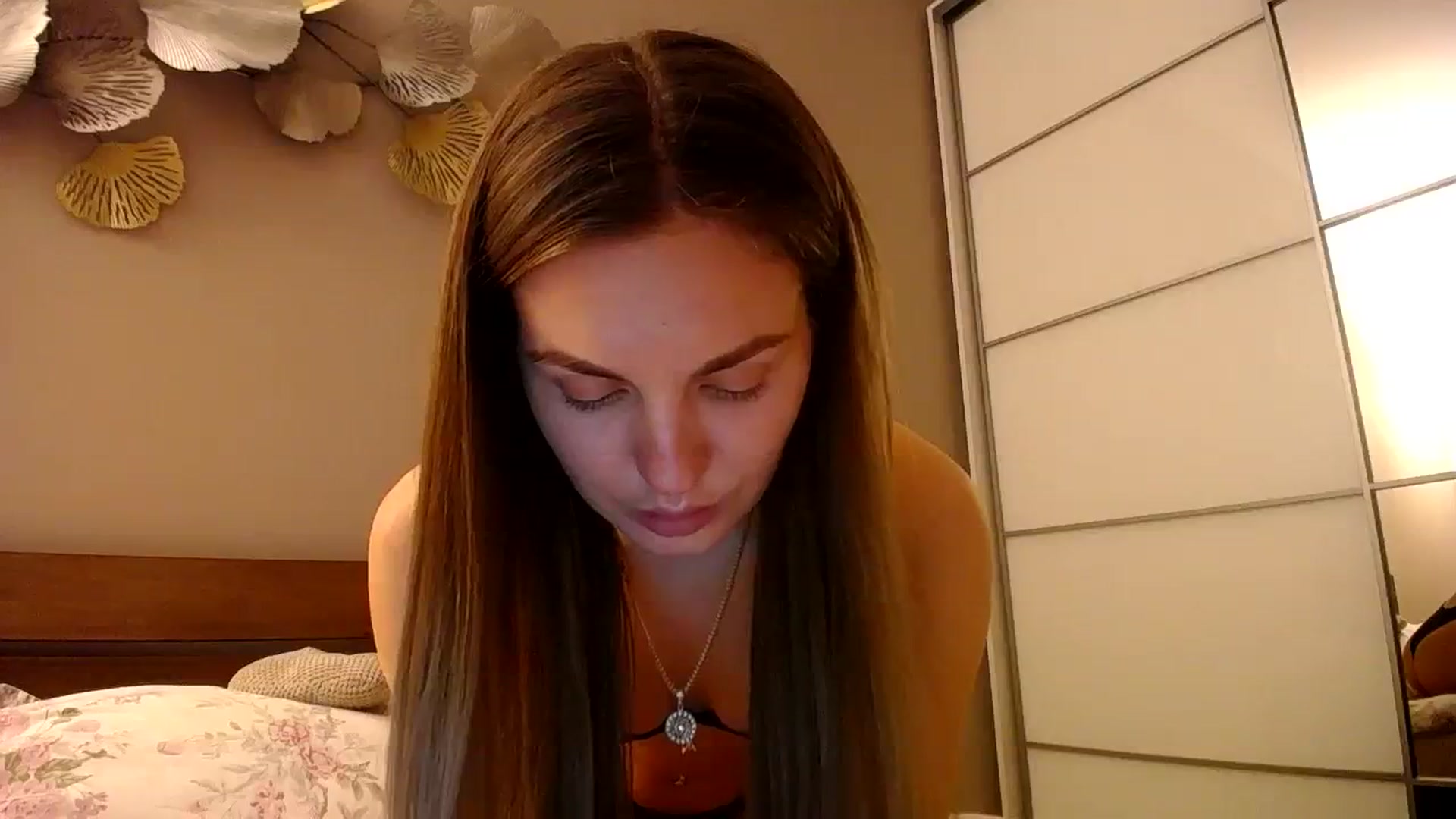 Gallery image thumbnail from StrangerG's myfreecams stream on, 12/27/2023, 22:01 image 7 of 20