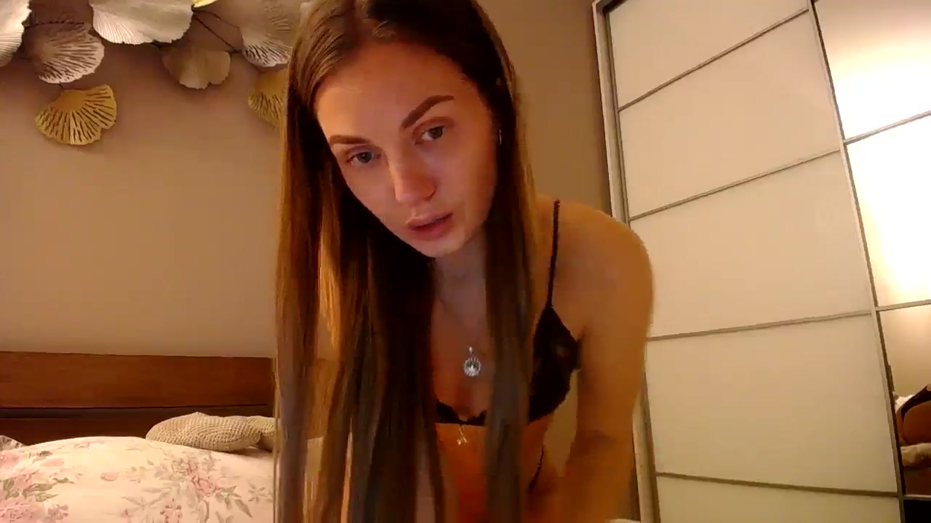 Gallery image thumbnail from StrangerG's myfreecams stream on, 12/27/2023, 22:01 image 4 of 20