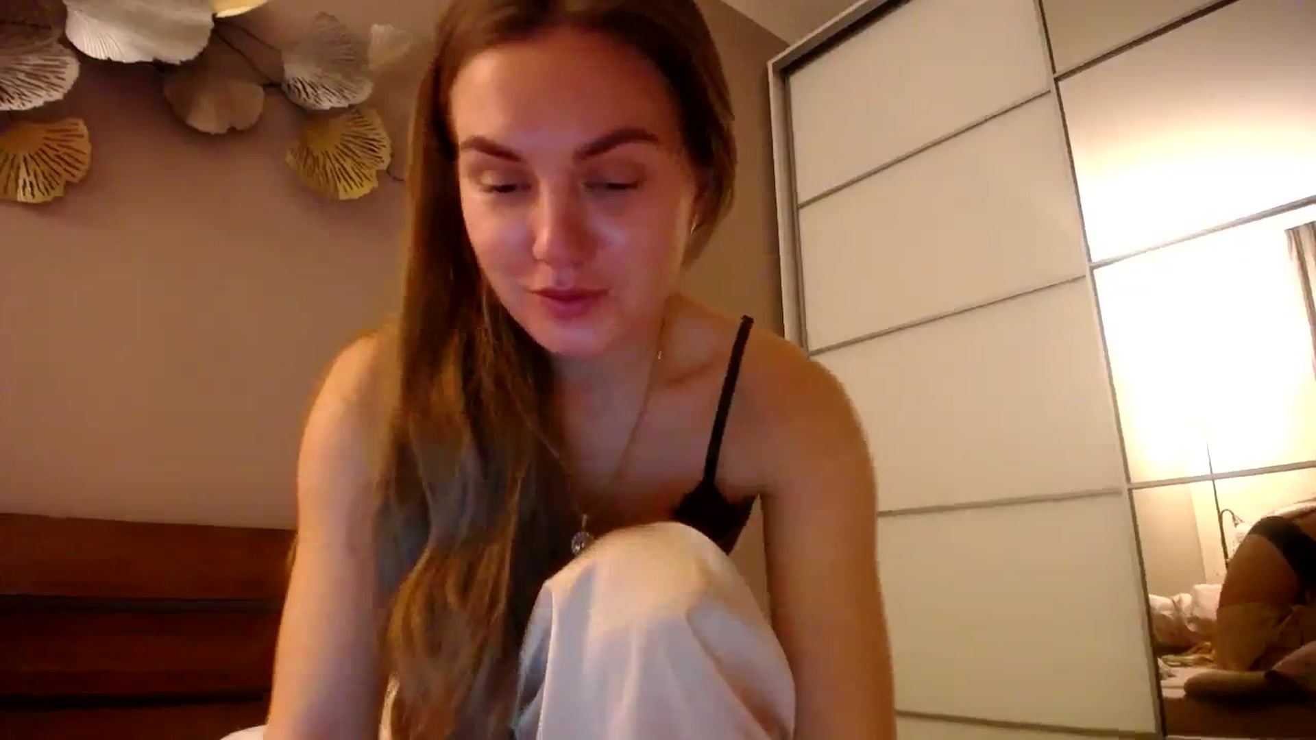 Gallery image thumbnail from StrangerG's myfreecams stream on, 01/07/2024, 23:16 image 14 of 20