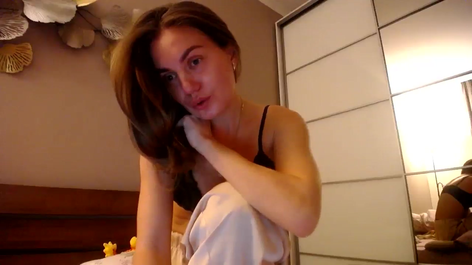 Gallery image thumbnail from StrangerG's myfreecams stream on, 01/07/2024, 23:16 image 13 of 20