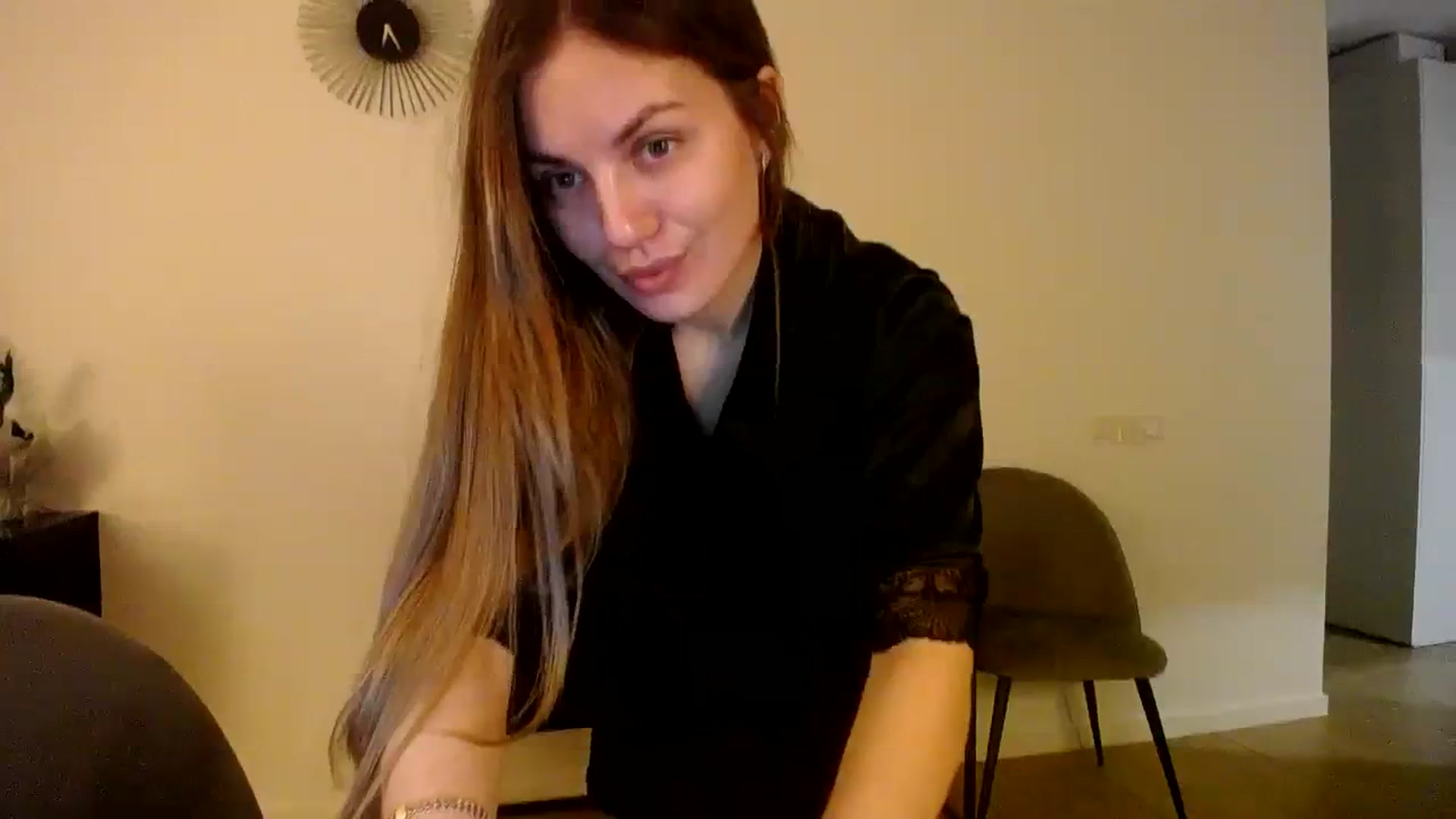 Gallery image thumbnail from StrangerG's myfreecams stream on, 01/25/2024, 16:33 image 8 of 20