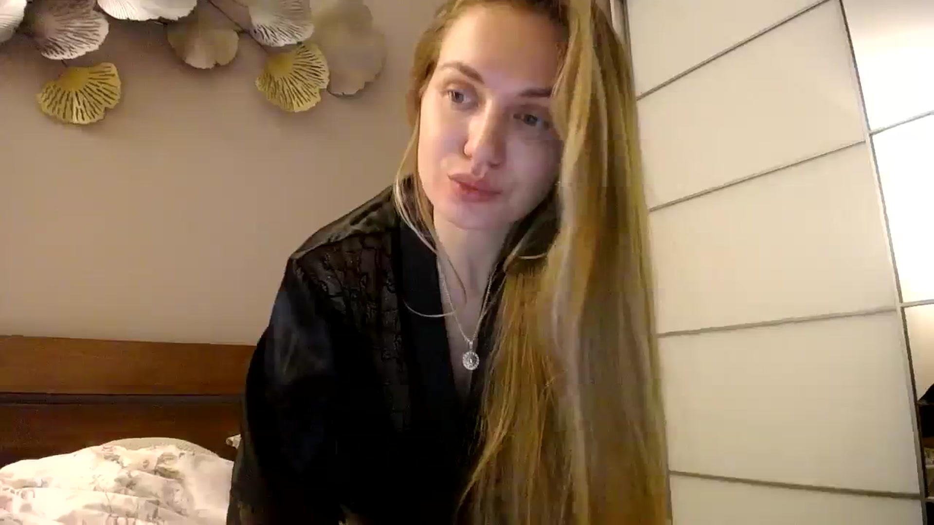 Gallery image thumbnail from StrangerG's myfreecams stream on, 02/25/2024, 22:51 image 10 of 20