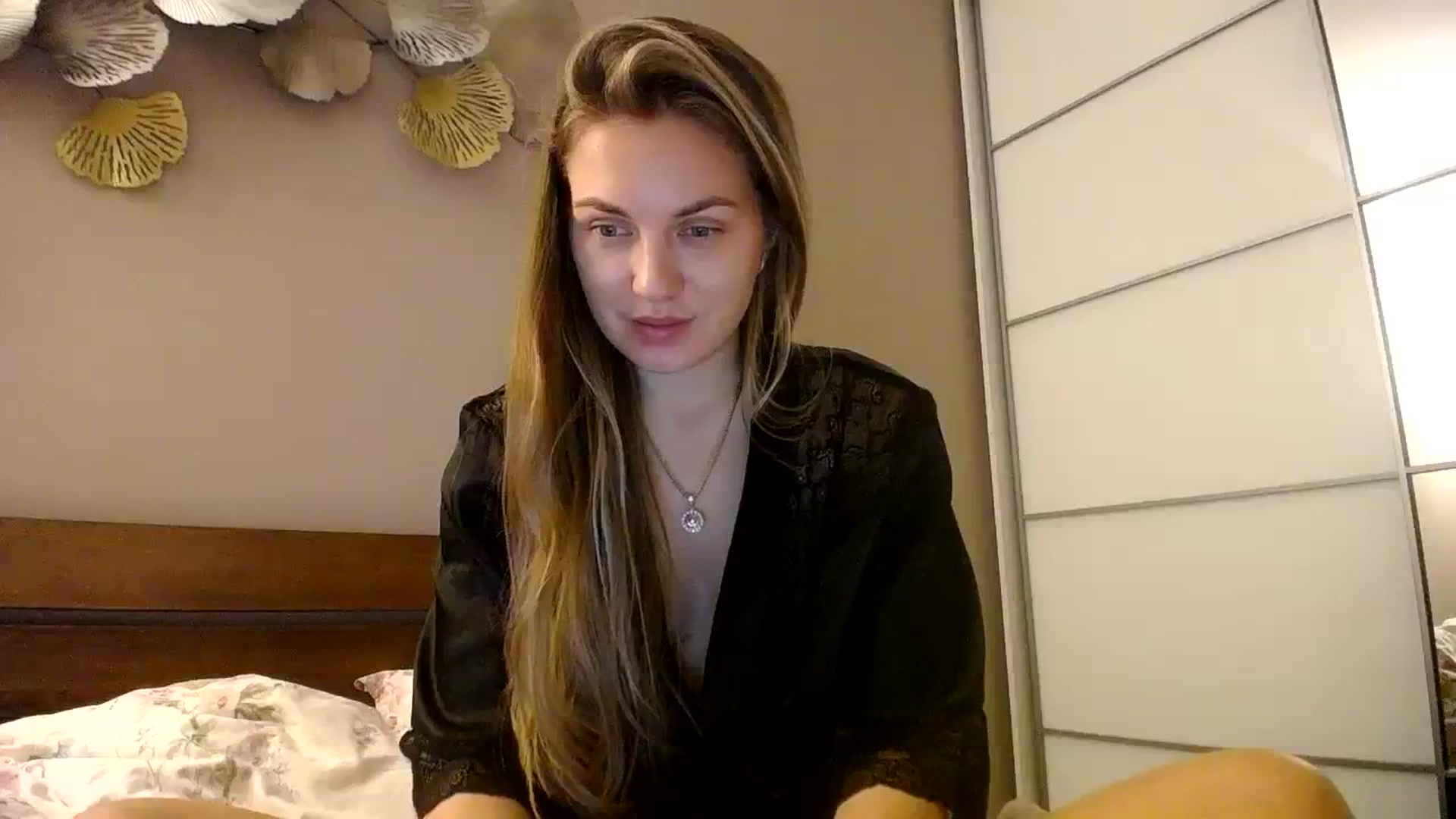 Gallery image thumbnail from StrangerG's myfreecams stream on, 02/25/2024, 22:51 image 5 of 20