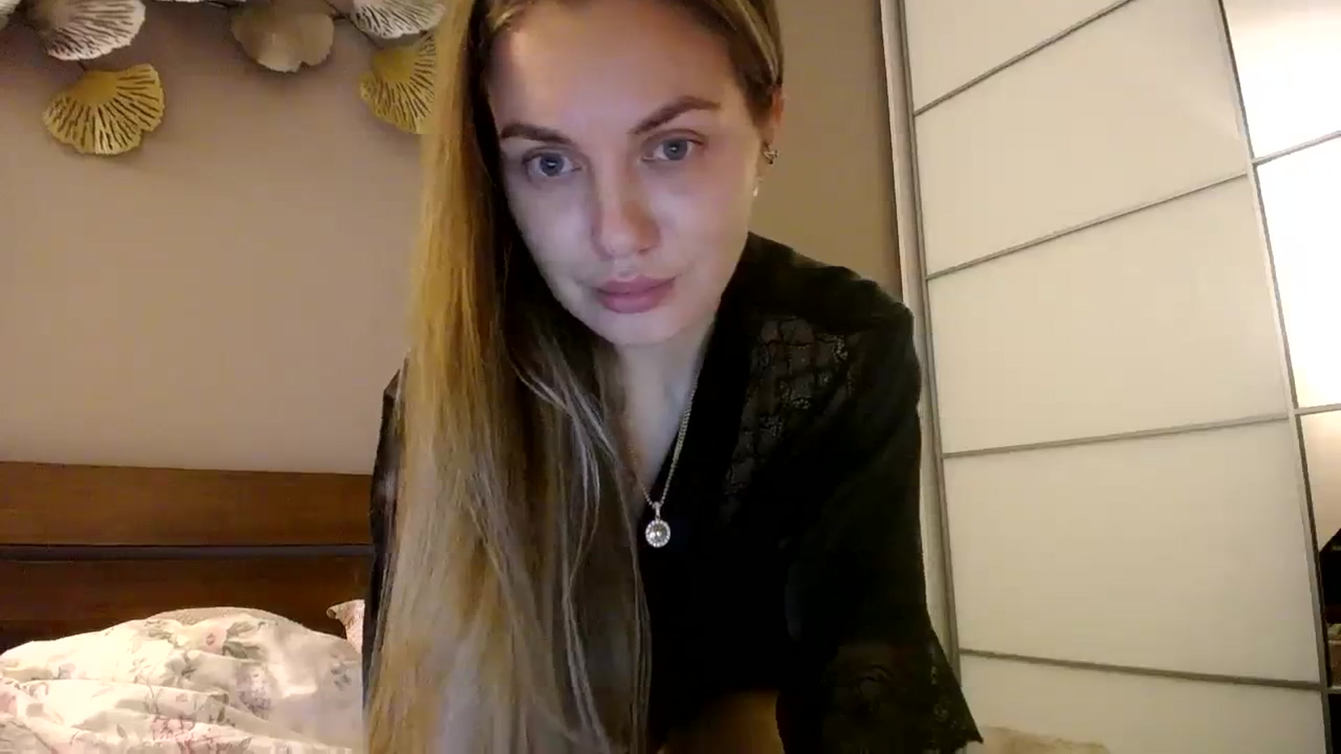 Gallery image thumbnail from StrangerG's myfreecams stream on, 02/25/2024, 22:51 image 14 of 20