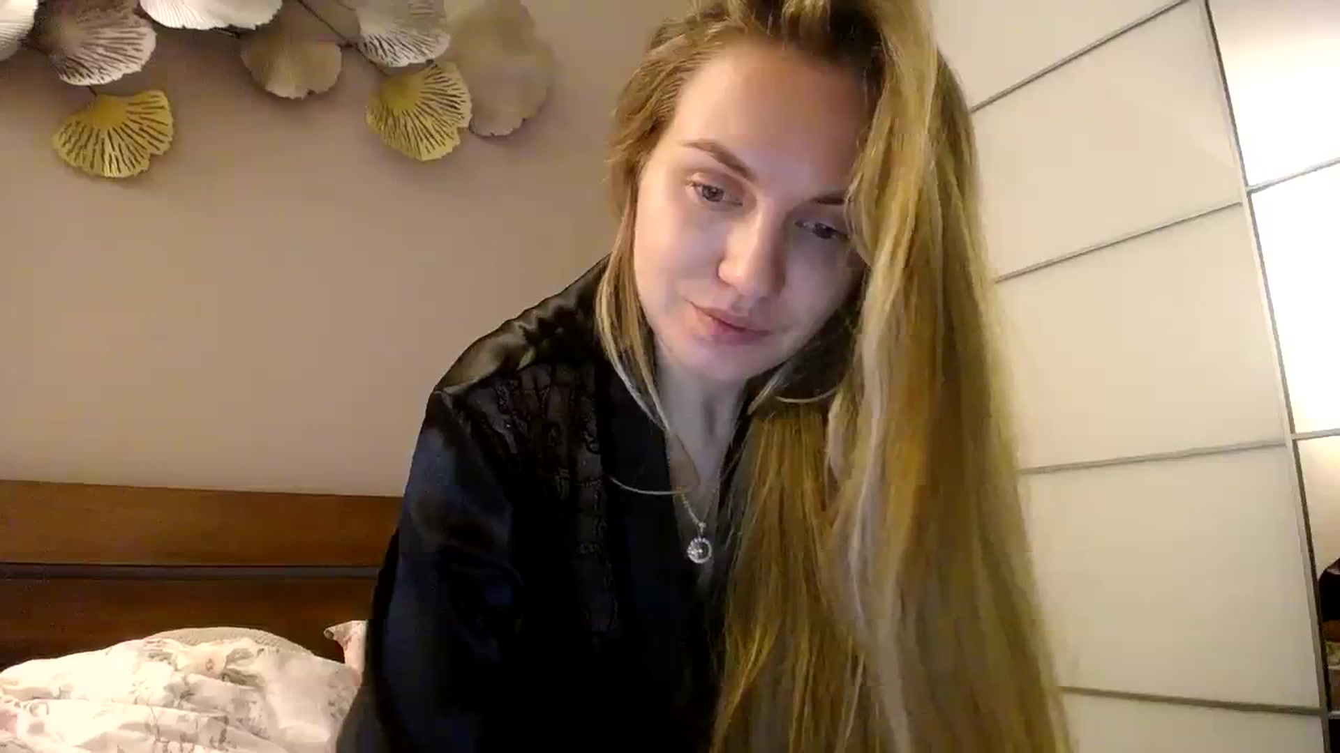 Gallery image thumbnail from StrangerG's myfreecams stream on, 02/25/2024, 22:51 image 11 of 20