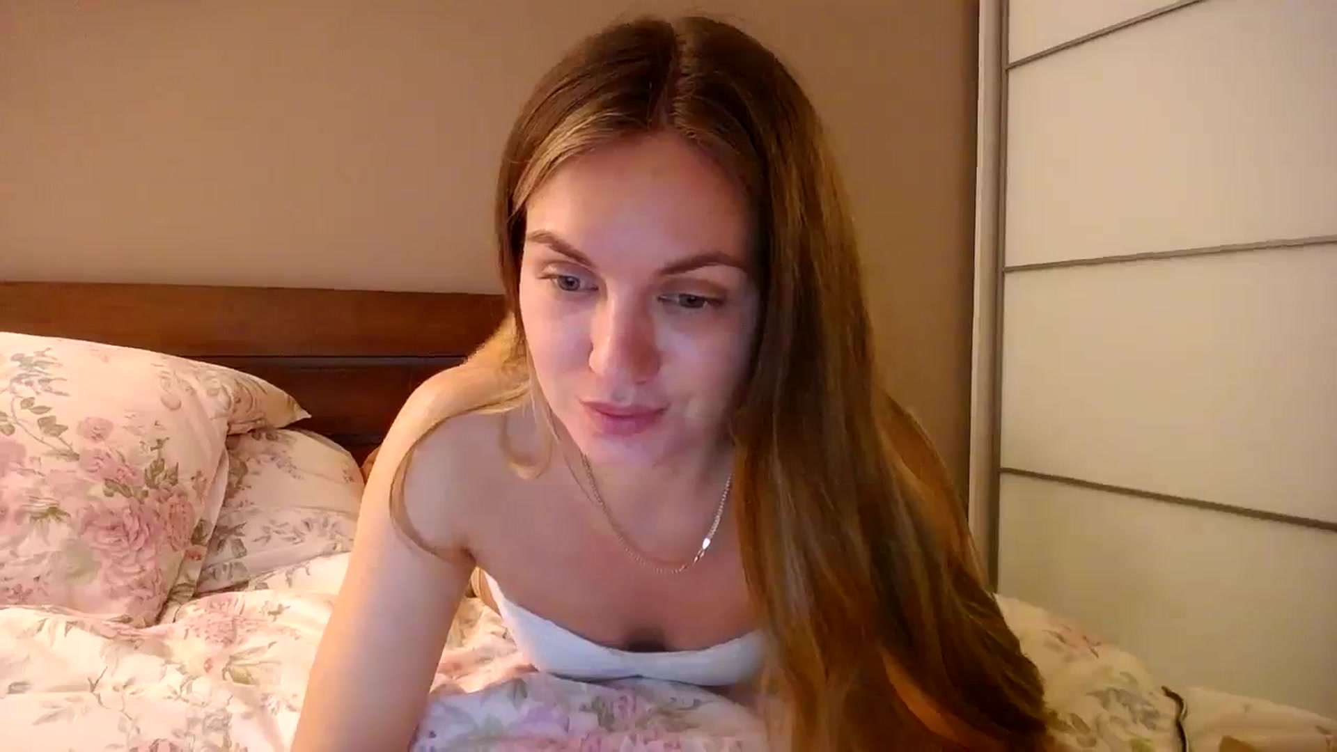 Gallery image thumbnail from StrangerG's myfreecams stream on, 02/27/2024, 22:51 image 11 of 20