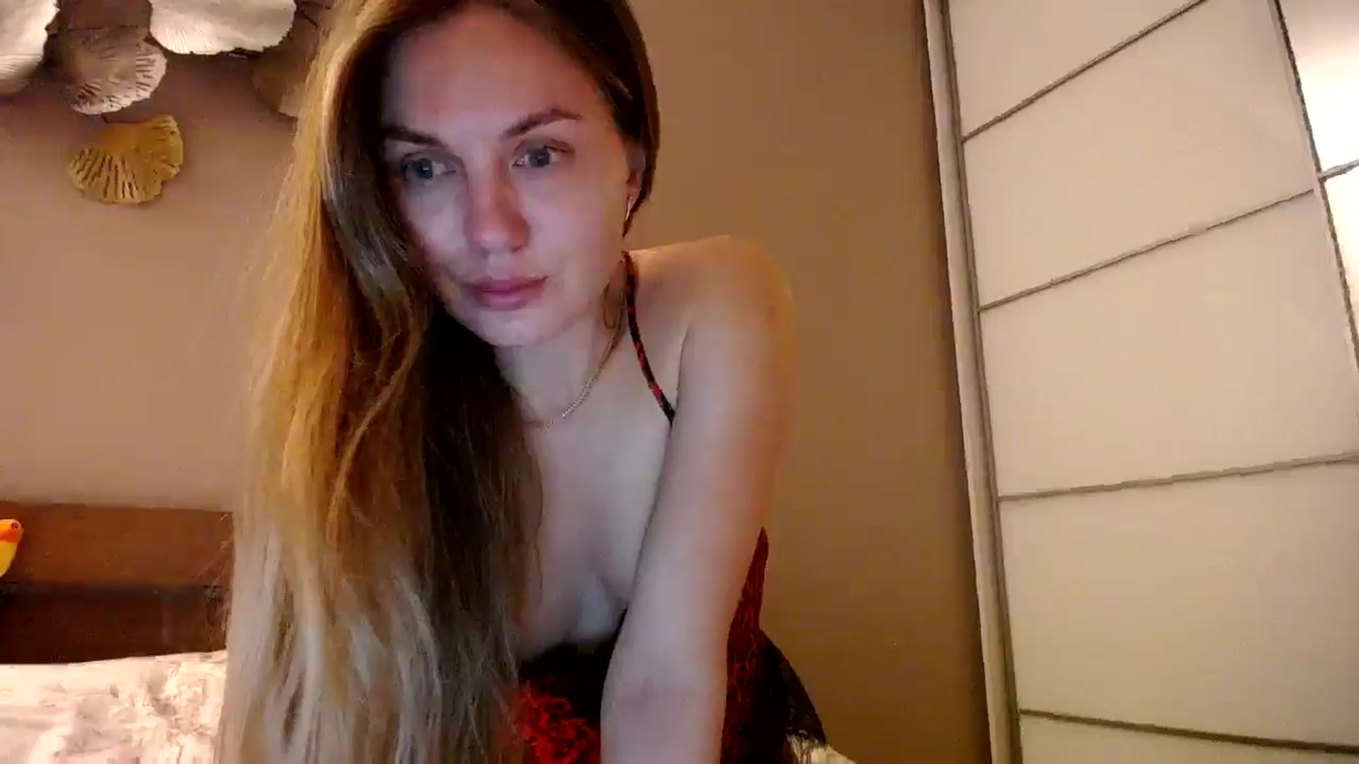 Gallery image thumbnail from StrangerG's myfreecams stream on, 05/03/2024, 20:32 image 4 of 20