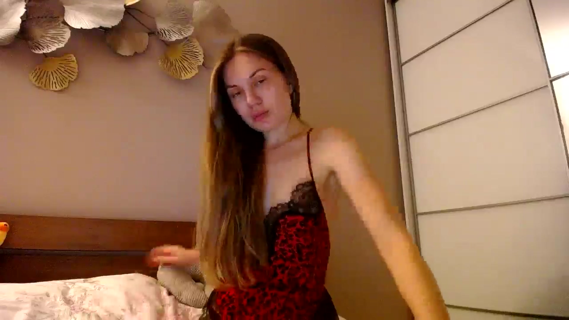 Gallery image thumbnail from StrangerG's myfreecams stream on, 05/03/2024, 20:32 image 5 of 20
