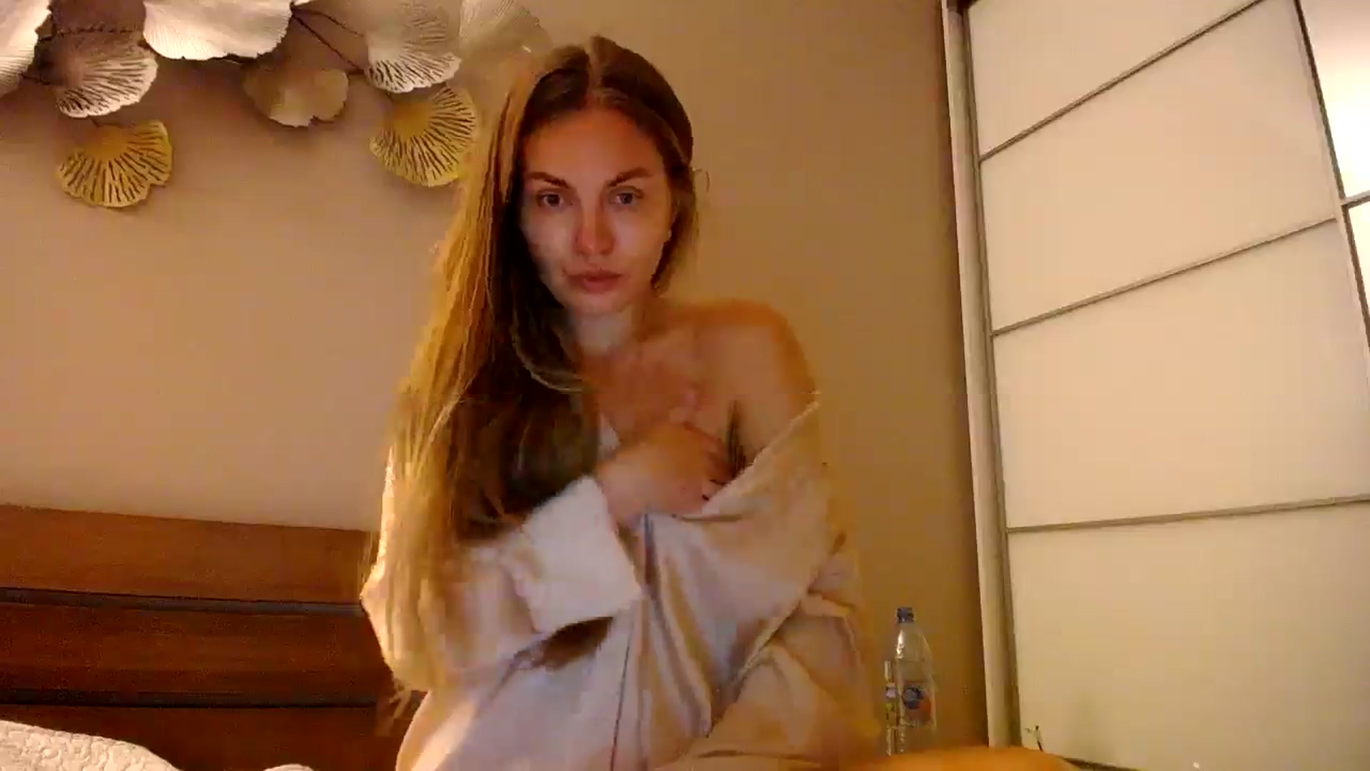 Gallery image thumbnail from StrangerG's myfreecams stream on, 07/03/2024, 20:07 image 14 of 20