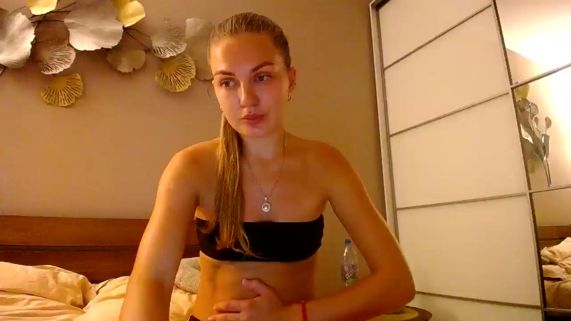 Gallery image thumbnail from StrangerG's myfreecams stream on, 07/17/2024, 21:03 image 17 of 20
