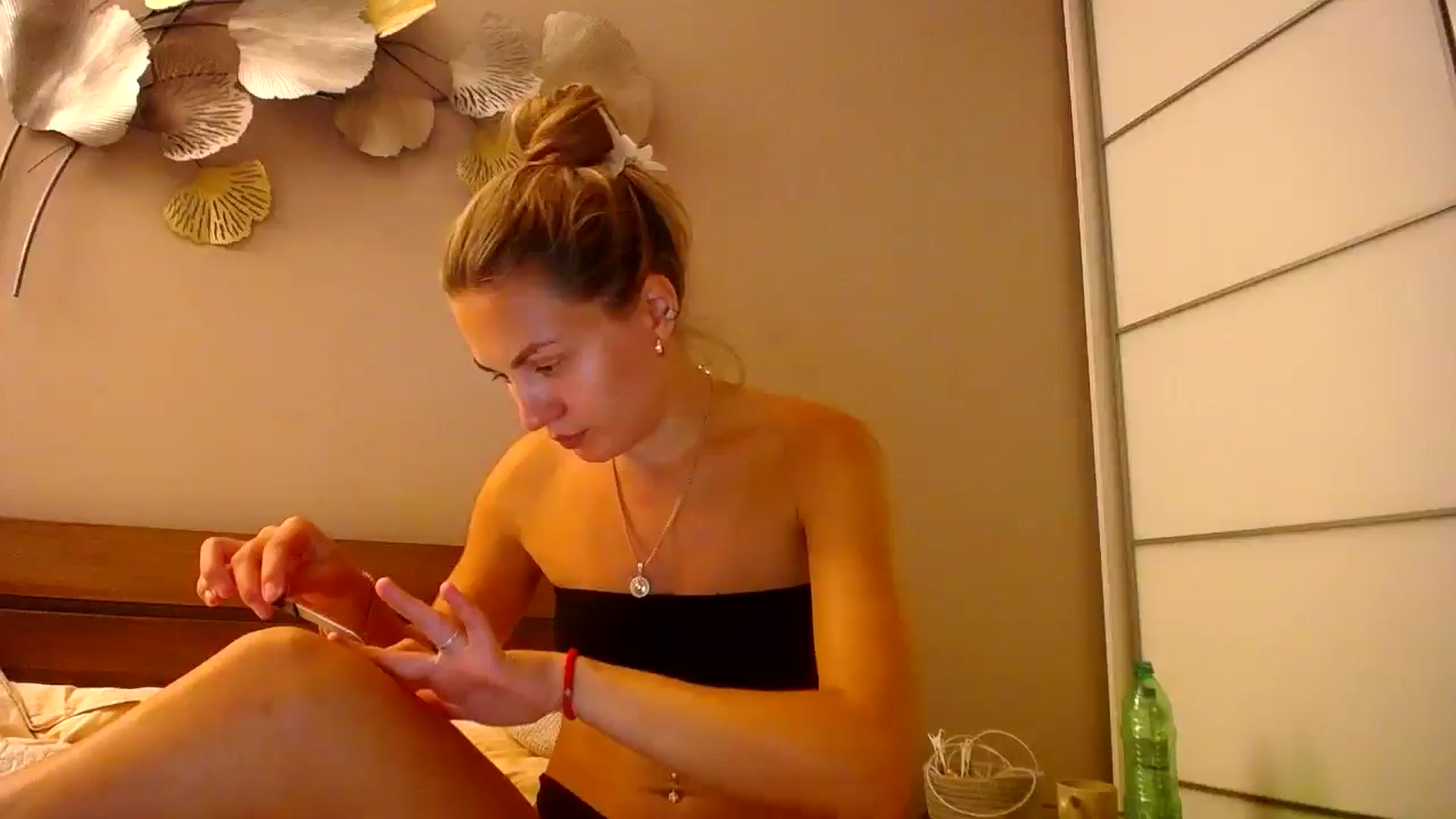 Gallery image thumbnail from StrangerG's myfreecams stream on, 07/25/2024, 21:17 image 1 of 20