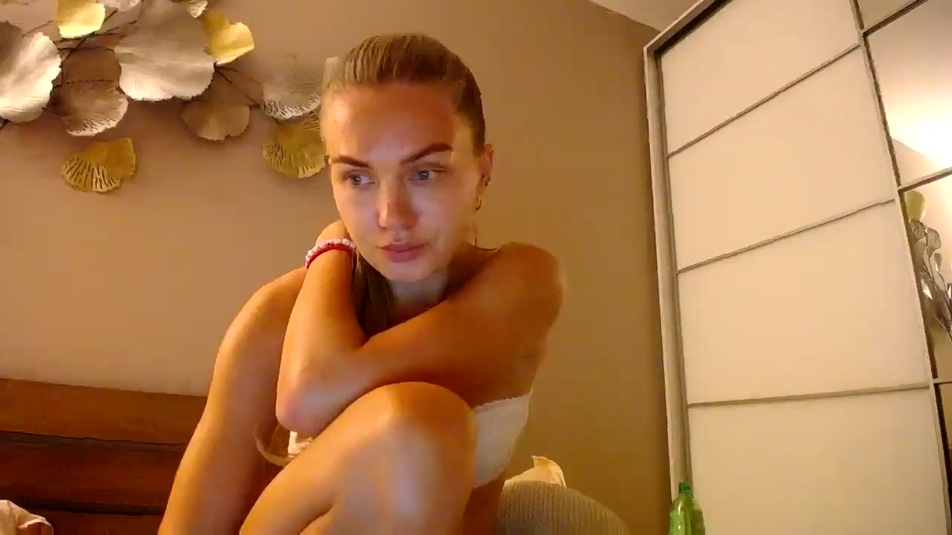 Gallery image thumbnail from StrangerG's myfreecams stream on, 08/07/2024, 20:54 image 17 of 20
