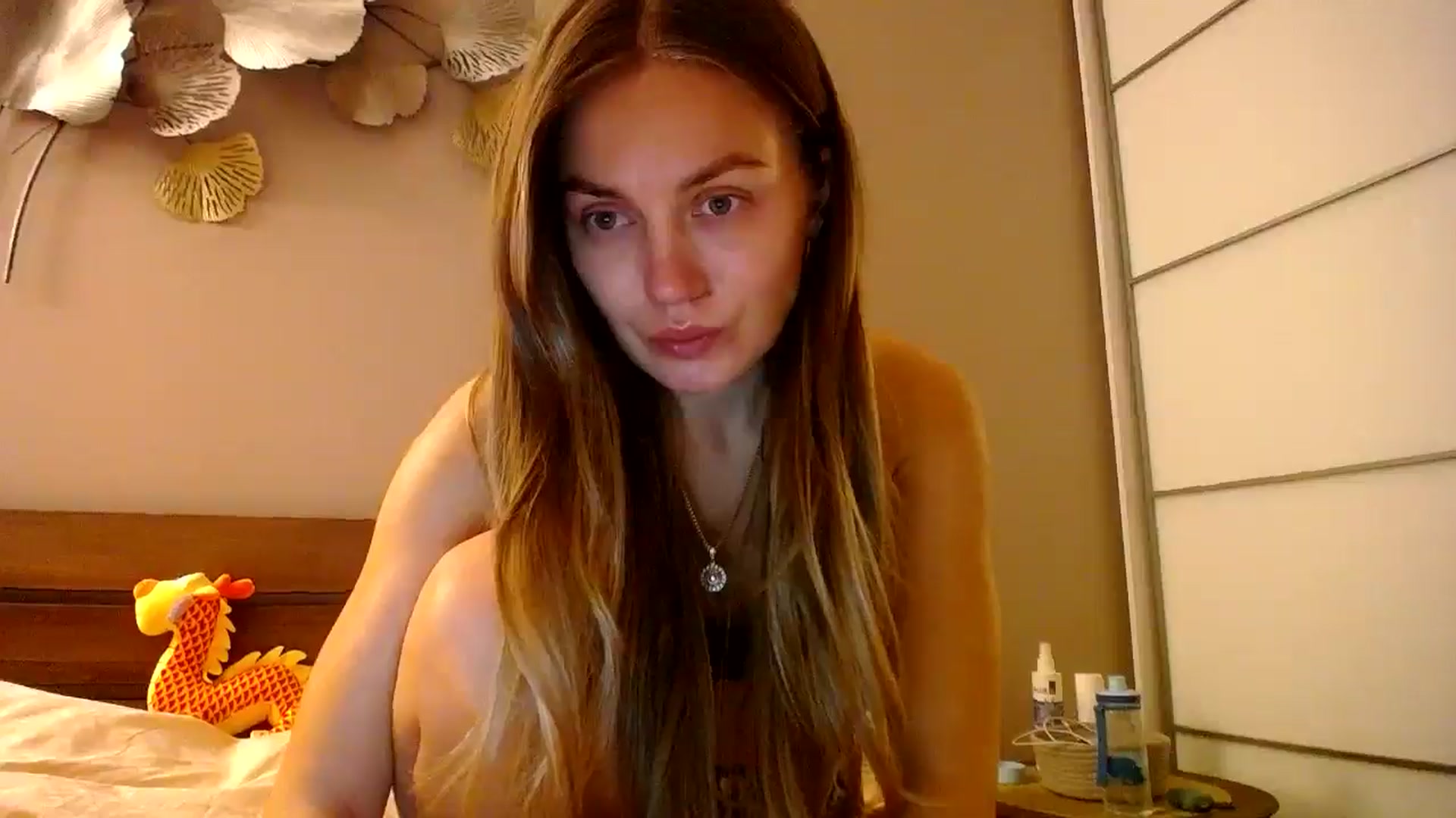 Gallery image thumbnail from StrangerG's myfreecams stream on, 11/04/2024, 21:55 image 2 of 20