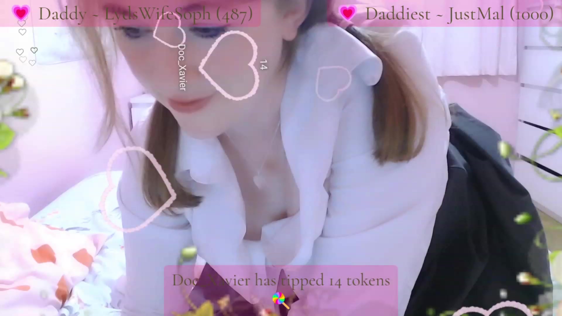 Gallery image thumbnail from StrawbabyJam's myfreecams stream on, 08/03/2023, 21:57 image 5 of 20