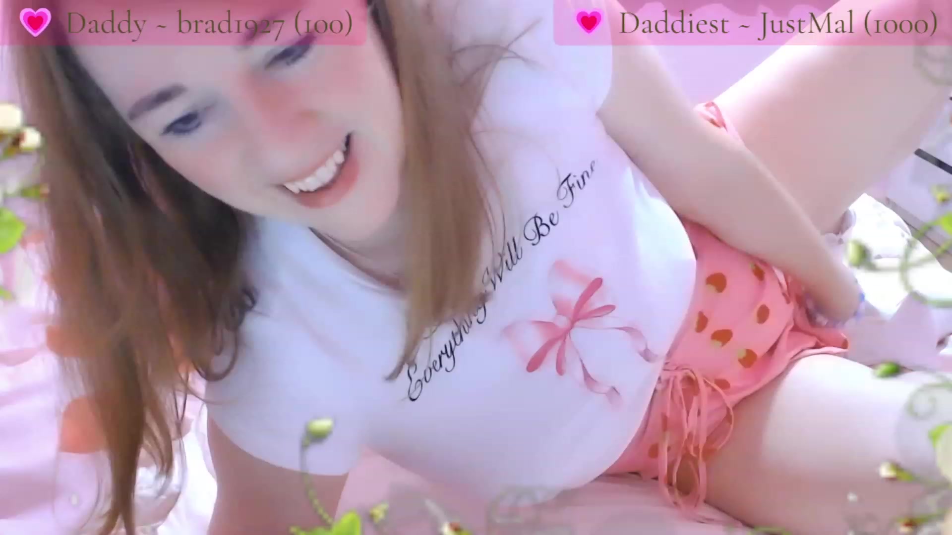 Gallery image thumbnail from StrawbabyJam's myfreecams stream on, 08/06/2023, 21:19 image 1 of 20