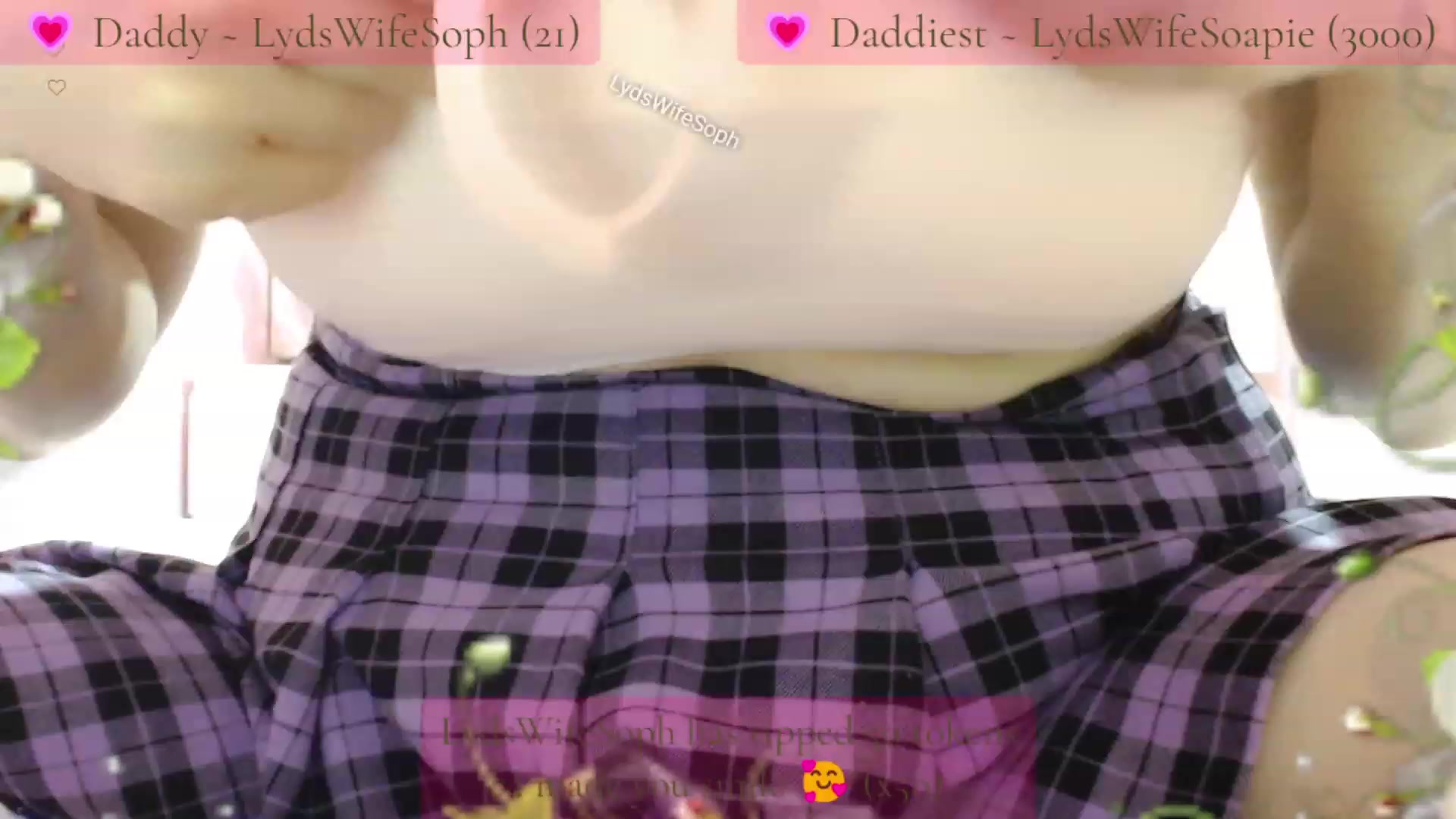 Gallery image thumbnail from StrawbabyJam's myfreecams stream on, 08/09/2023, 20:50 image 9 of 20