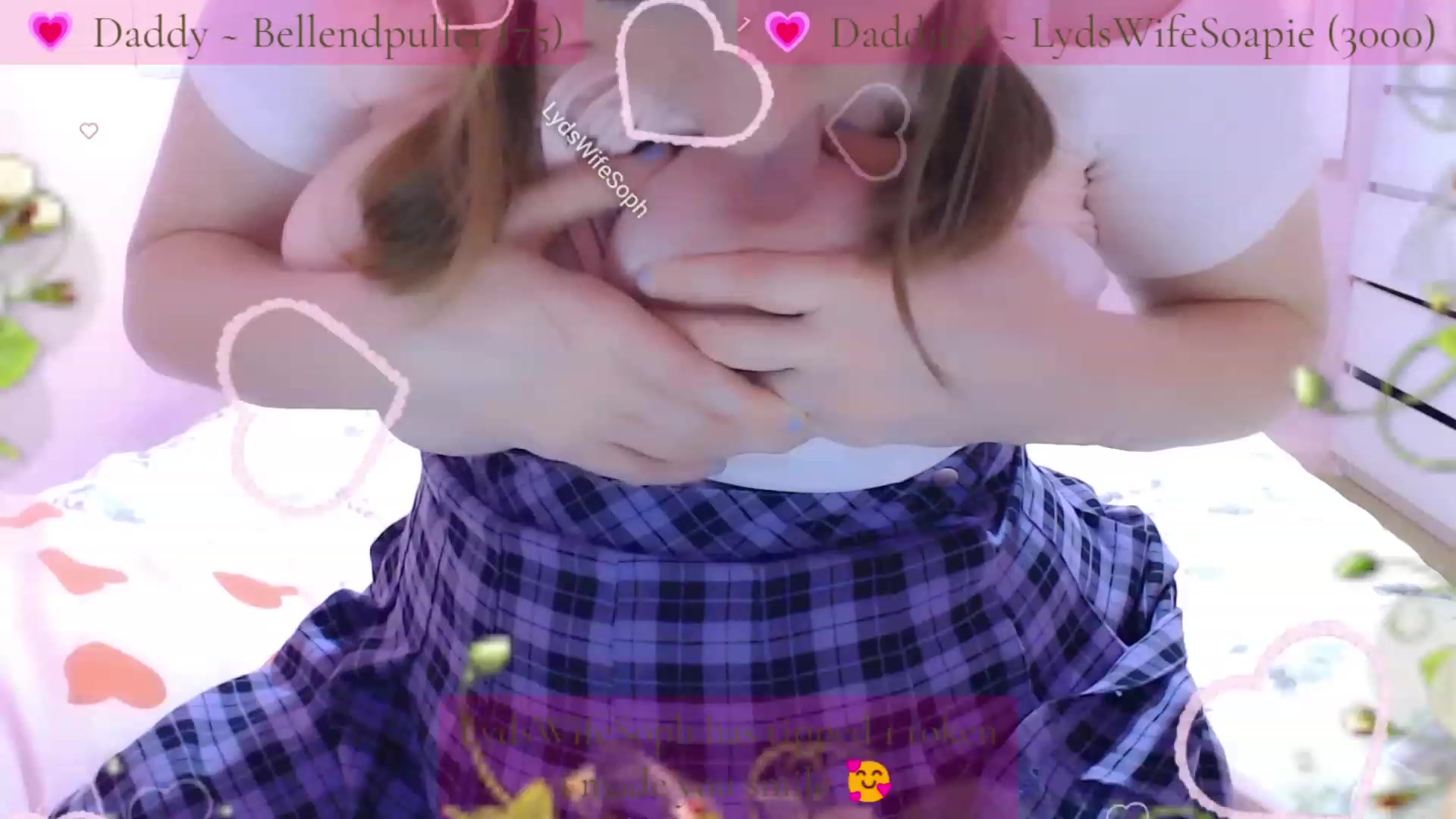 Gallery image thumbnail from StrawbabyJam's myfreecams stream on, 08/09/2023, 20:50 image 16 of 20