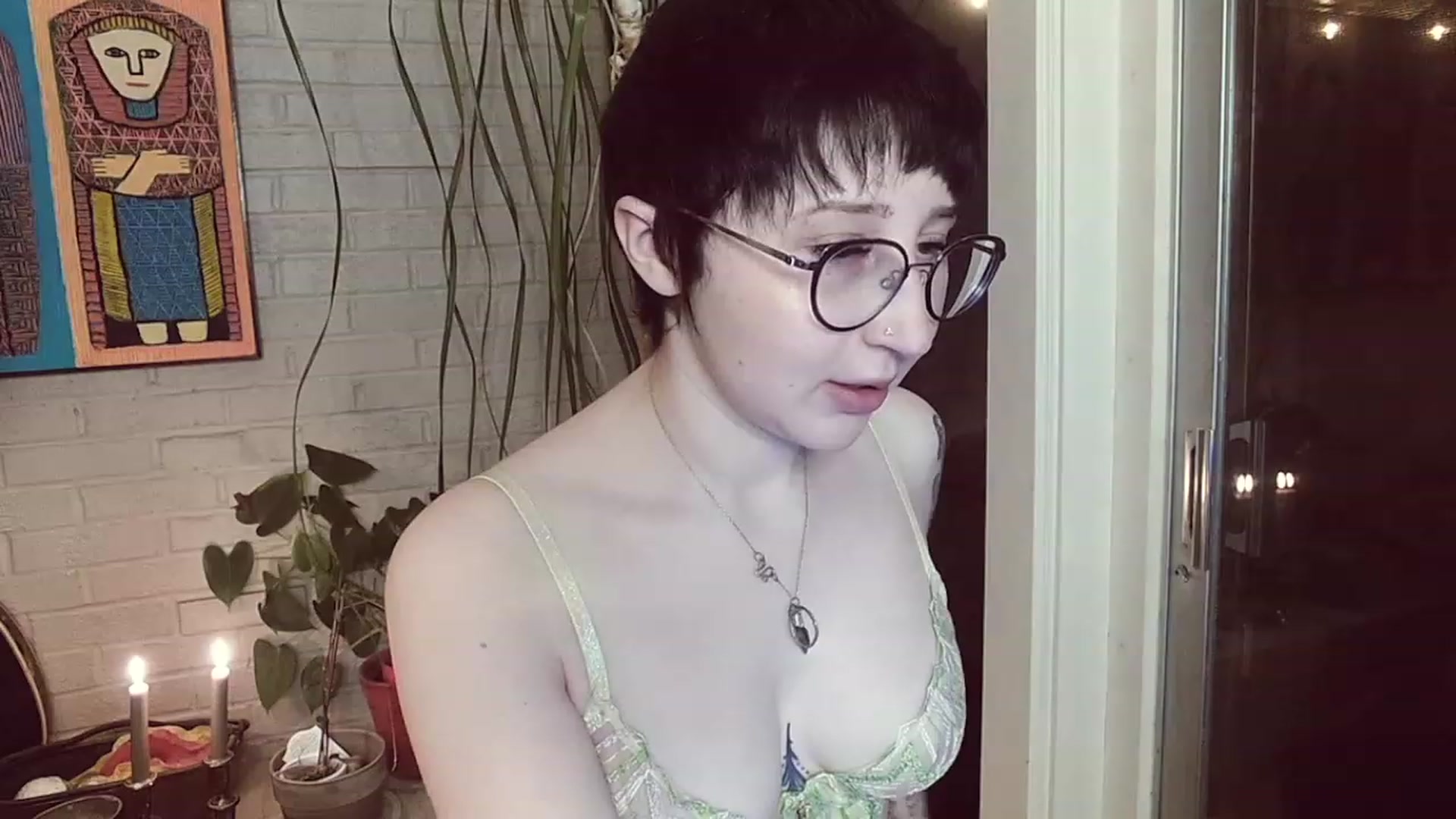 Gallery image thumbnail from Strawberrrri1's myfreecams stream on, 02/04/2023, 04:33 image 7 of 20