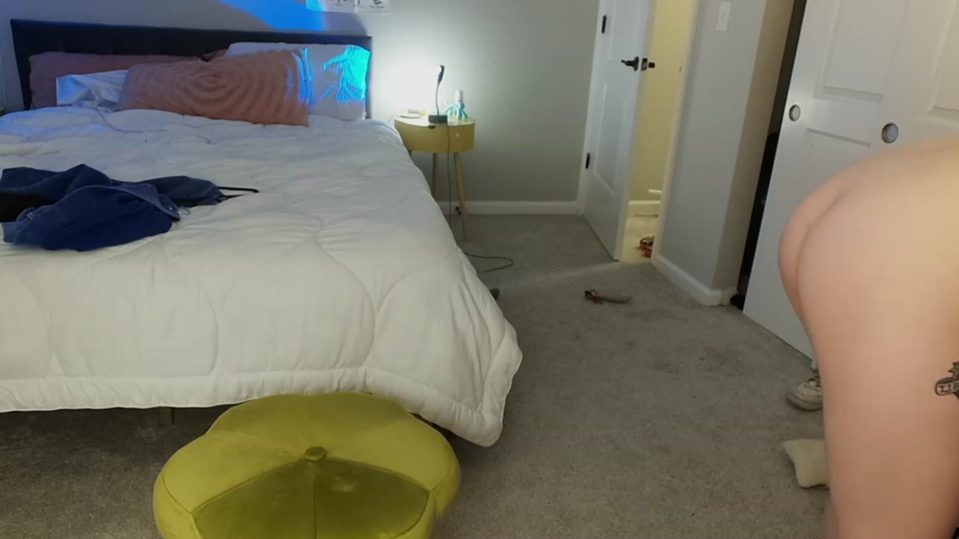 Gallery image thumbnail from Strawberrrri1's myfreecams stream on, 05/11/2023, 02:15 image 6 of 20