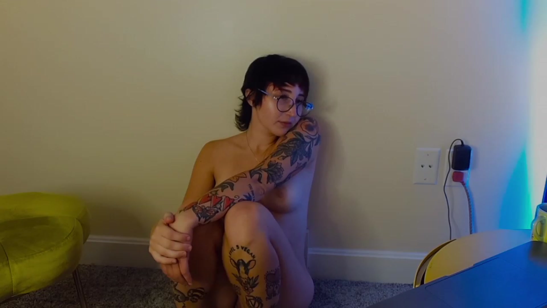 Gallery image thumbnail from Strawberrrri1's myfreecams stream on, 09/03/2023, 03:17 image 6 of 20