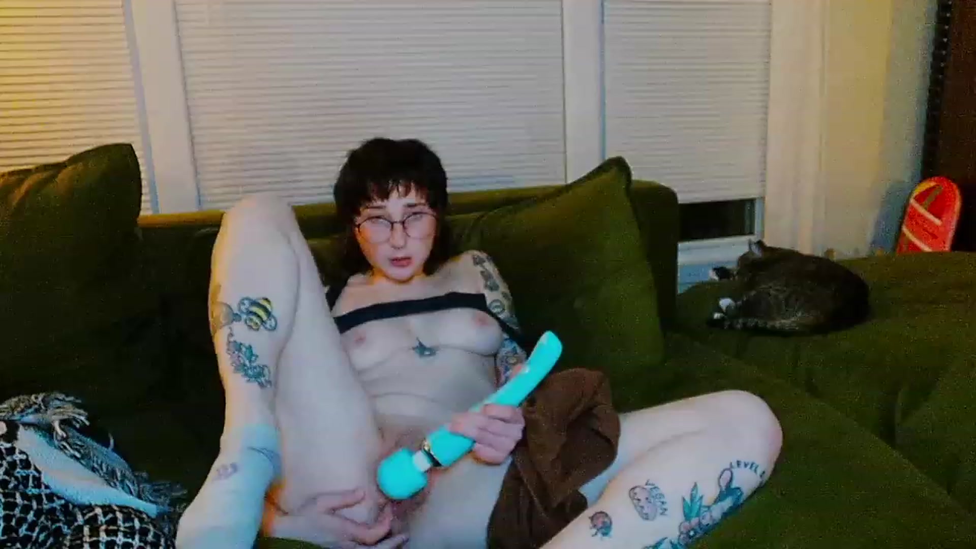 Gallery image thumbnail from Strawberrrri1's myfreecams stream on, 02/04/2024, 04:28 image 7 of 20