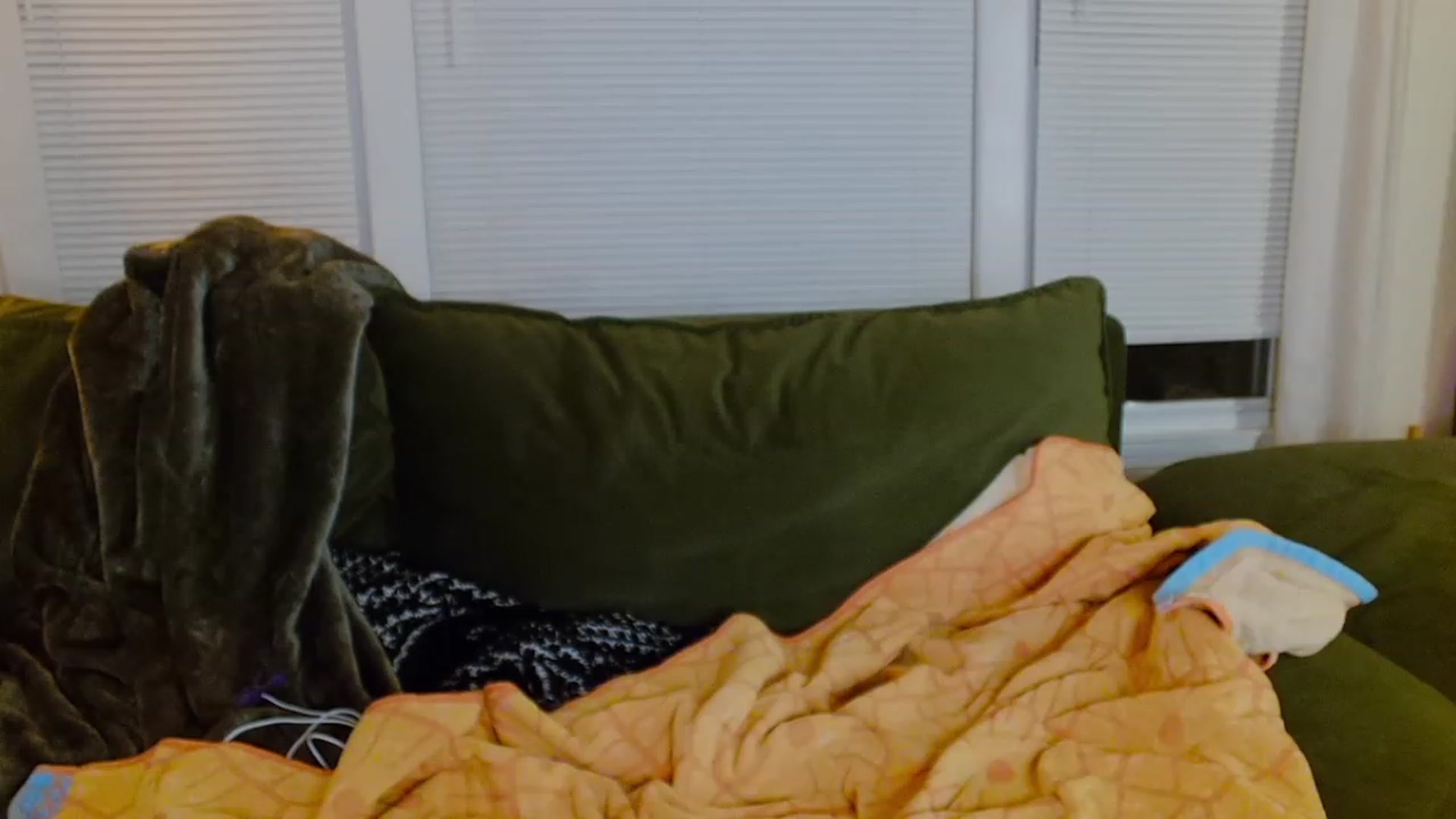 Gallery image thumbnail from Strawberrrri1's myfreecams stream on, 03/03/2024, 04:53 image 9 of 20