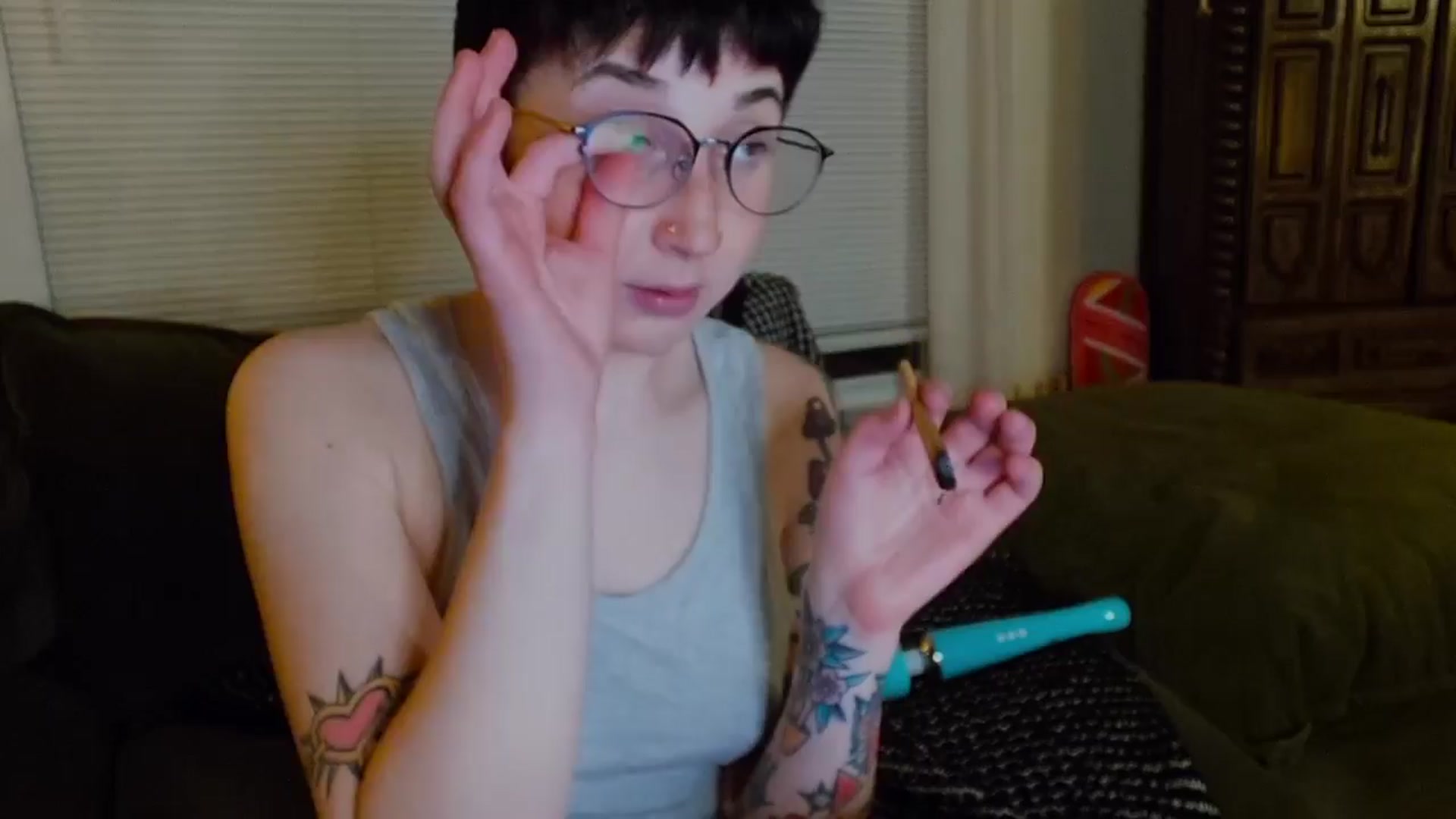 Gallery image thumbnail from Strawberrrri1's myfreecams stream on, 04/14/2024, 03:40 image 6 of 20